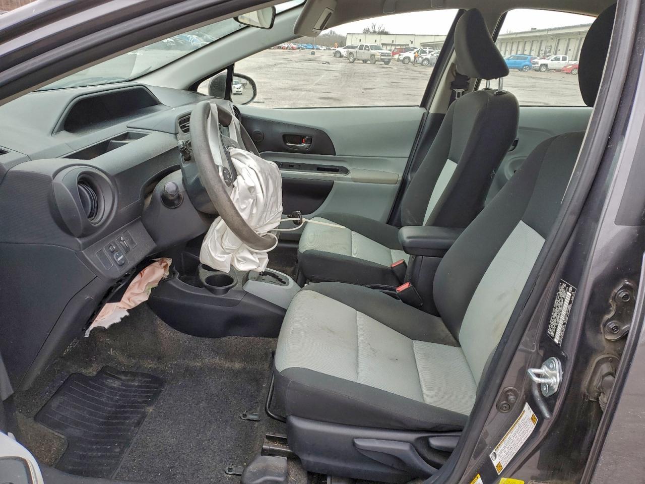 2014 Toyota Prius C VIN: JTDKDTB31E1560777 Lot: 94278815