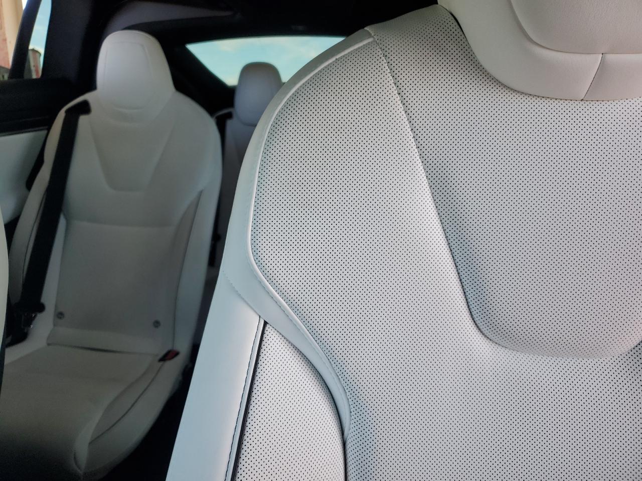 2023 Tesla Model X VIN: 7SAXCBE61PF402459 Lot: 90737695