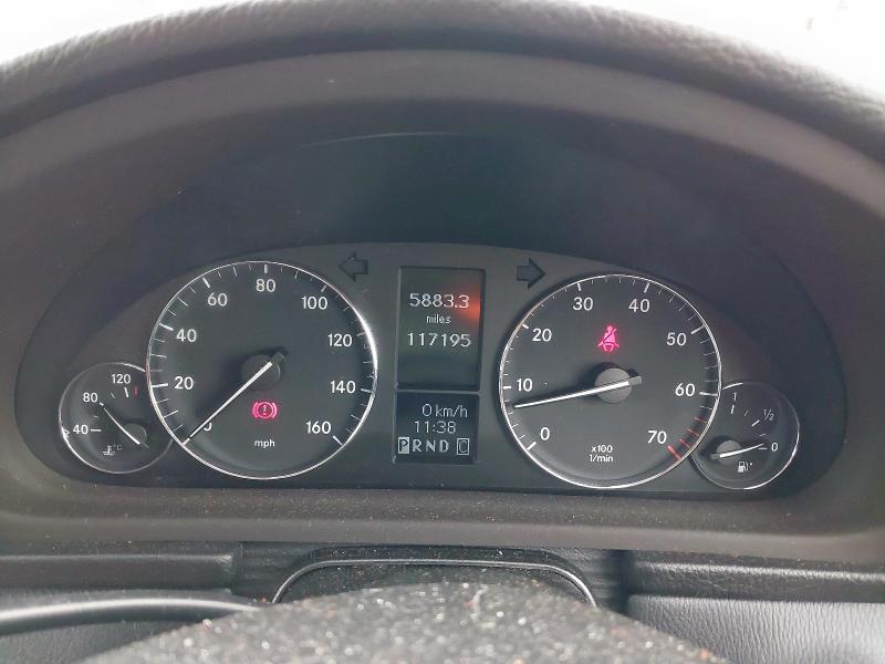 2006 MERCEDES-BENZ C CLASS C180K CLASSIC SE 4DR AUTO