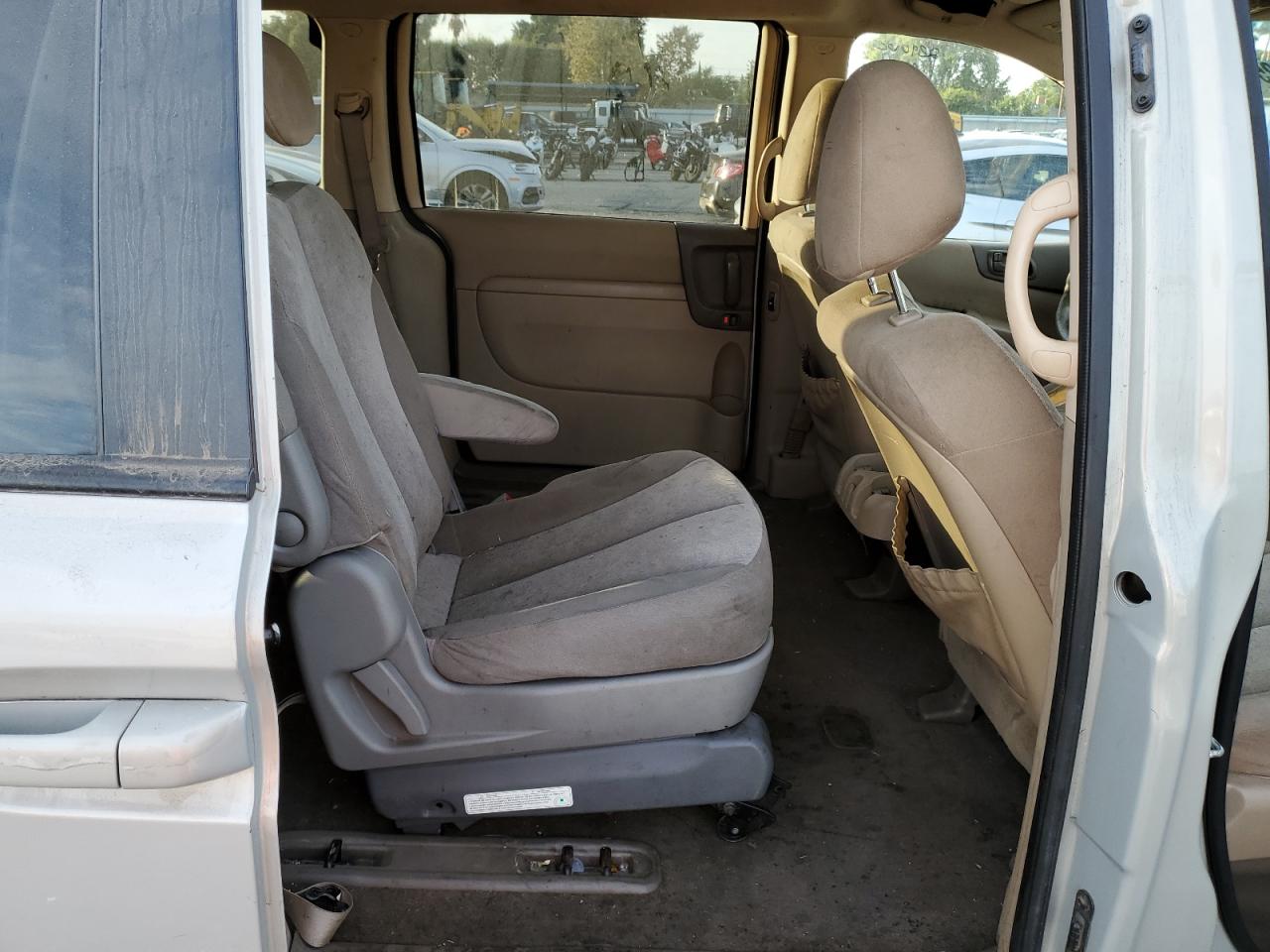 2014 Kia Sedona Lx VIN: KNDMG4C70E6548548 Lot: 92514265