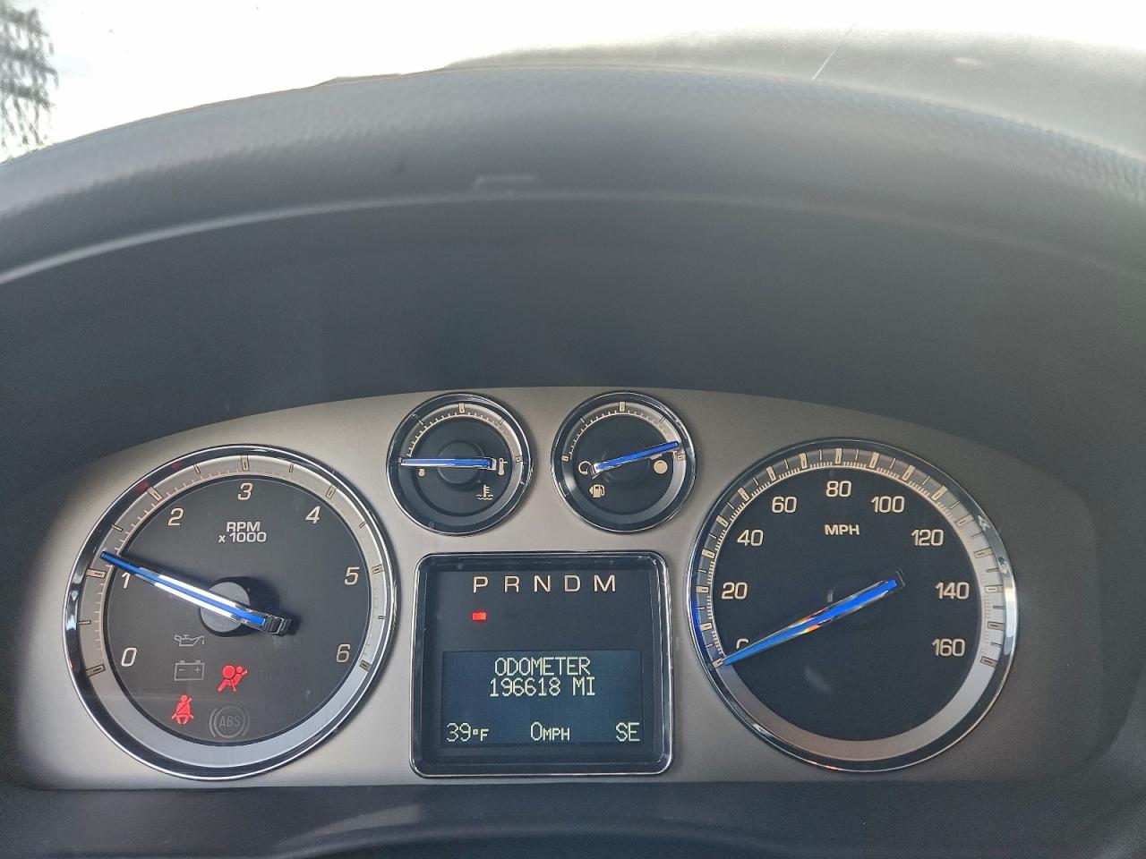 2009 Cadillac Escalade Luxury VIN: 1GYFK23269R110213 Lot: 94347065