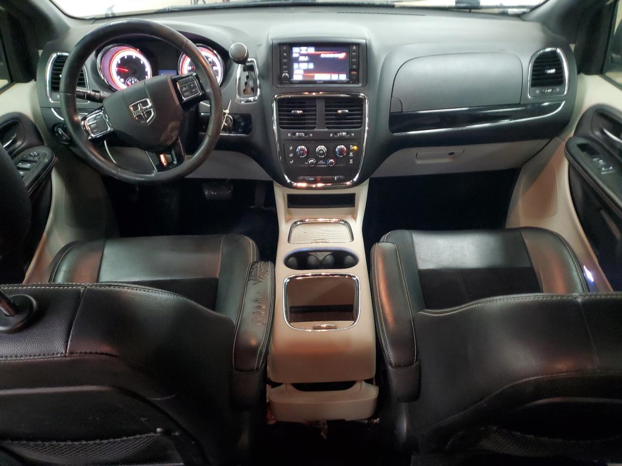 2018 Dodge Grand Caravan Sxt VIN: 2C4RDGCG5JR239533 Lot: 90753045