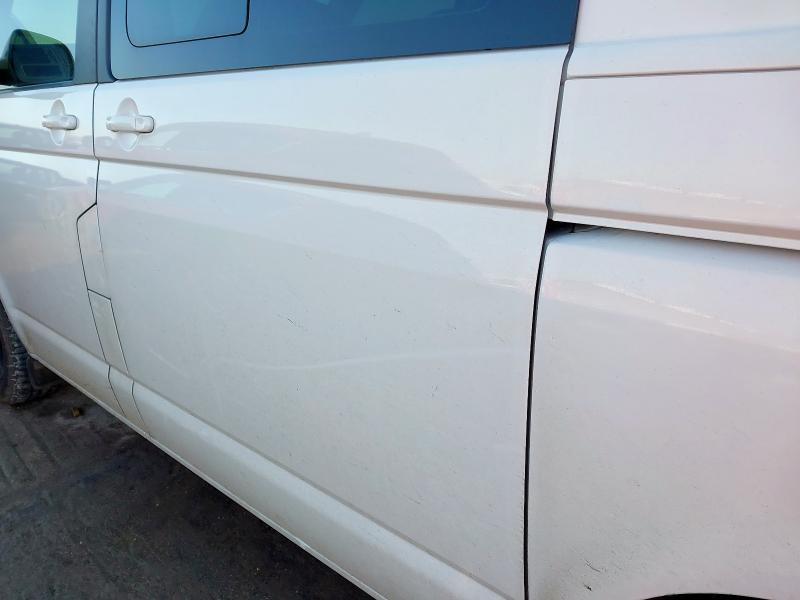 2015 VOLKSWAGEN TRANSPORTER 2.0 TDI 140PS HIGHLINE KOMBI VAN DSG