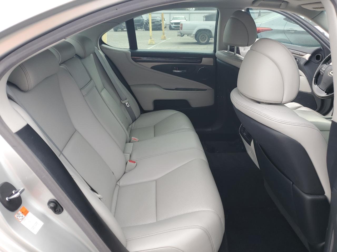 2017 Lexus Ls 460 VIN: JTHBL5EF5H5144859 Lot: 92637255