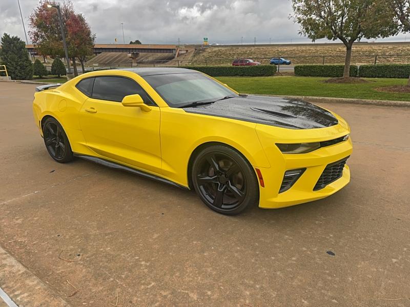  CHEVROLET CAMARO 2018 Желтый