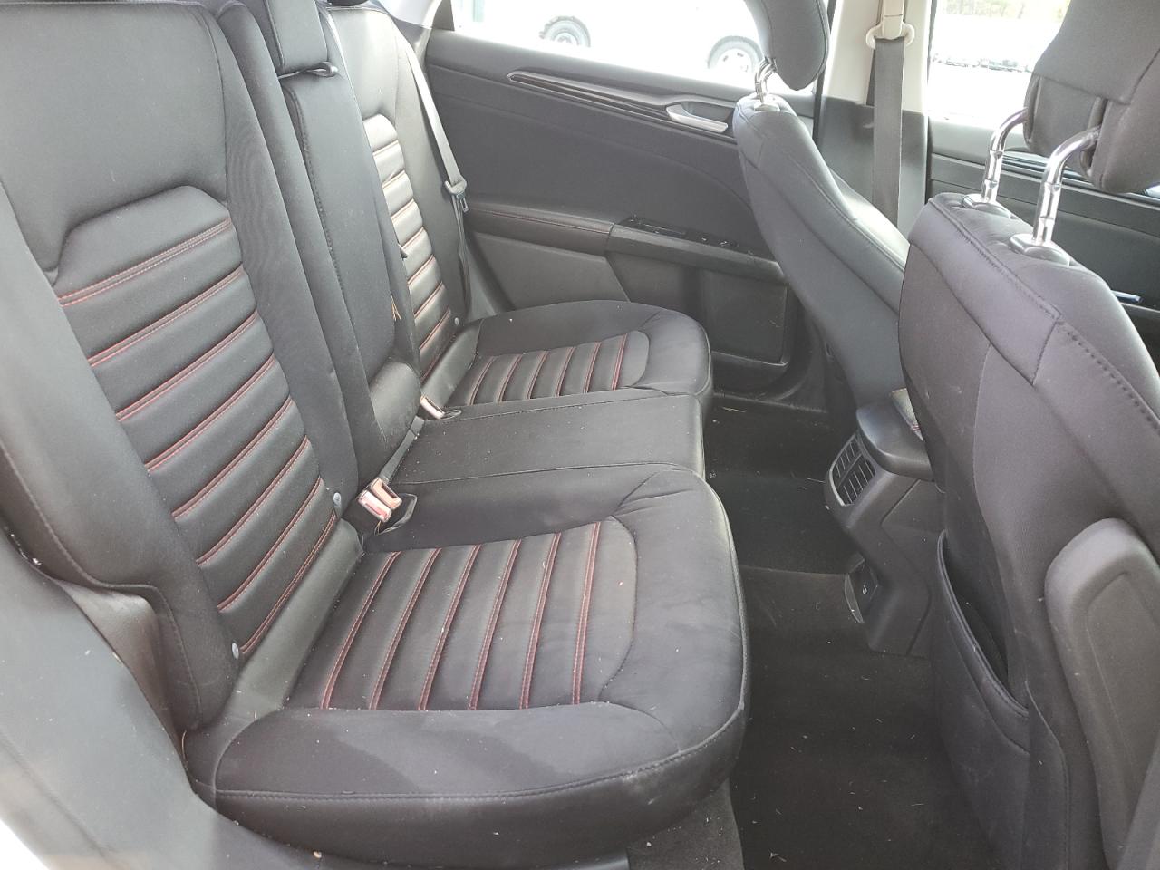 2013 Ford Fusion Se Hybrid VIN: 3FA6P0LU2DR181909 Lot: 91834875