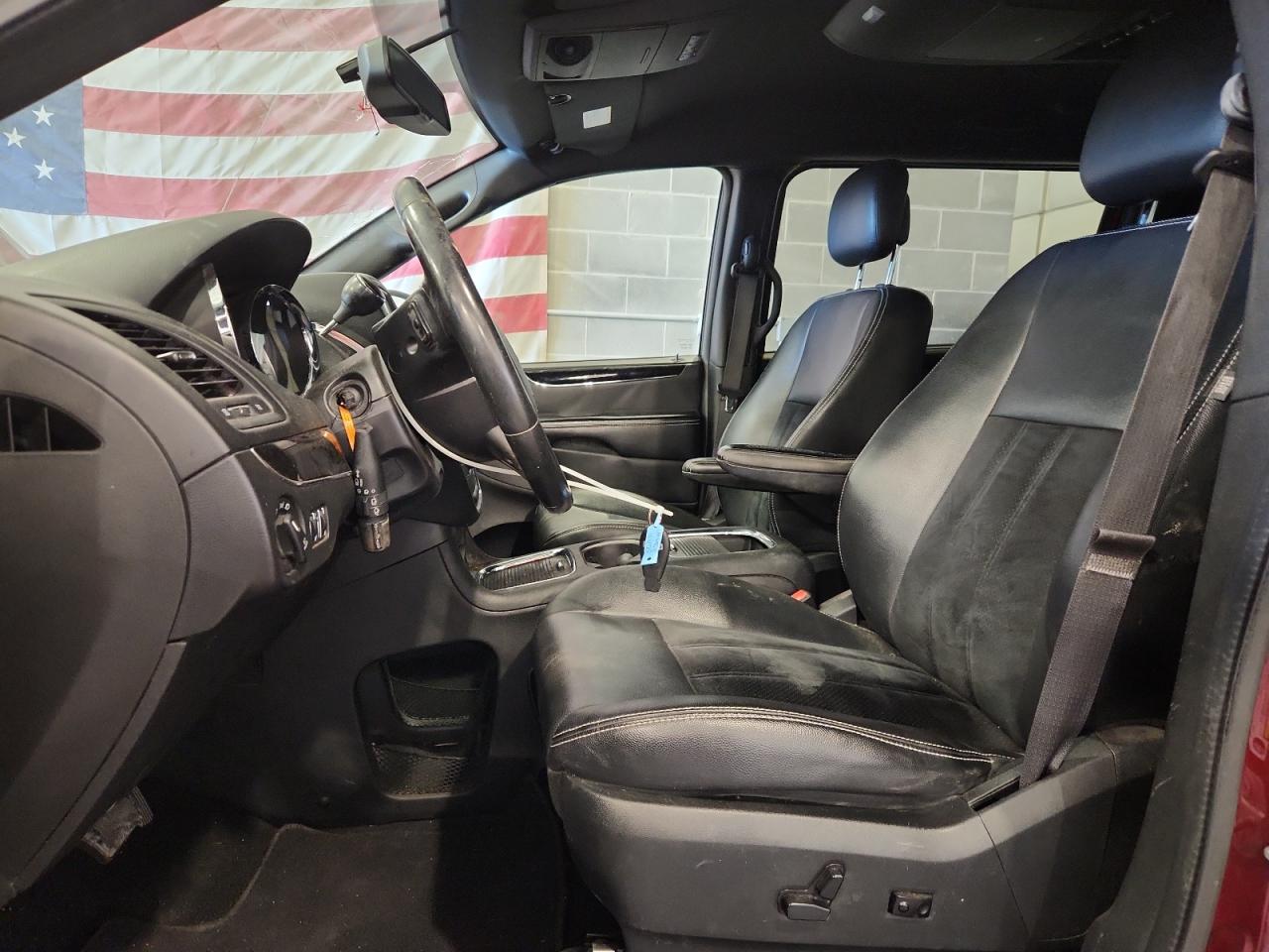 2018 Dodge Grand Caravan Sxt VIN: 2C4RDGCG3JR162807 Lot: 92422735