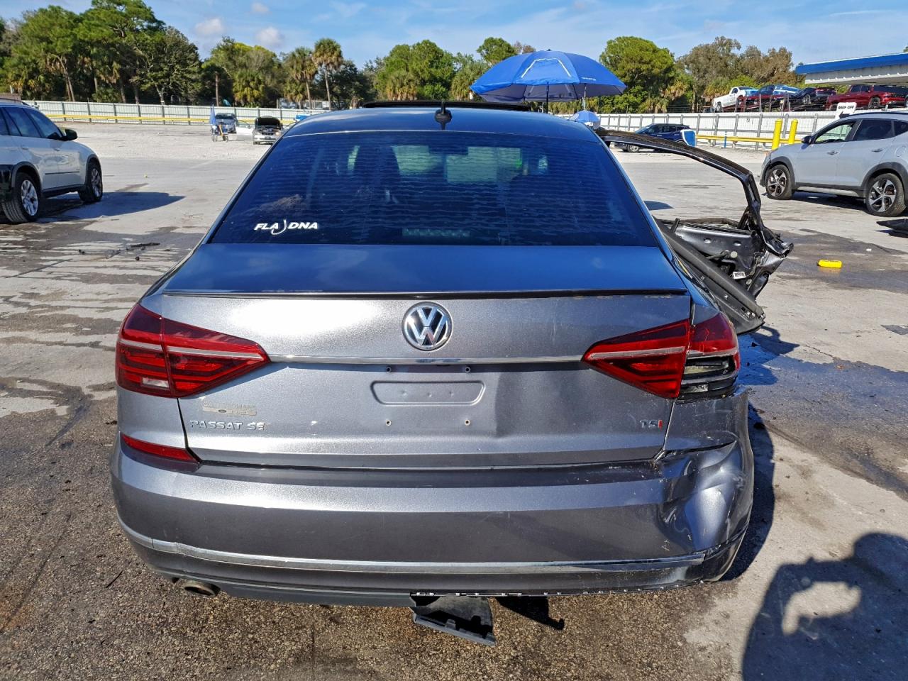 2017 Volkswagen Passat Se VIN: 1VWBT7A33HC054577 Lot: 94057075