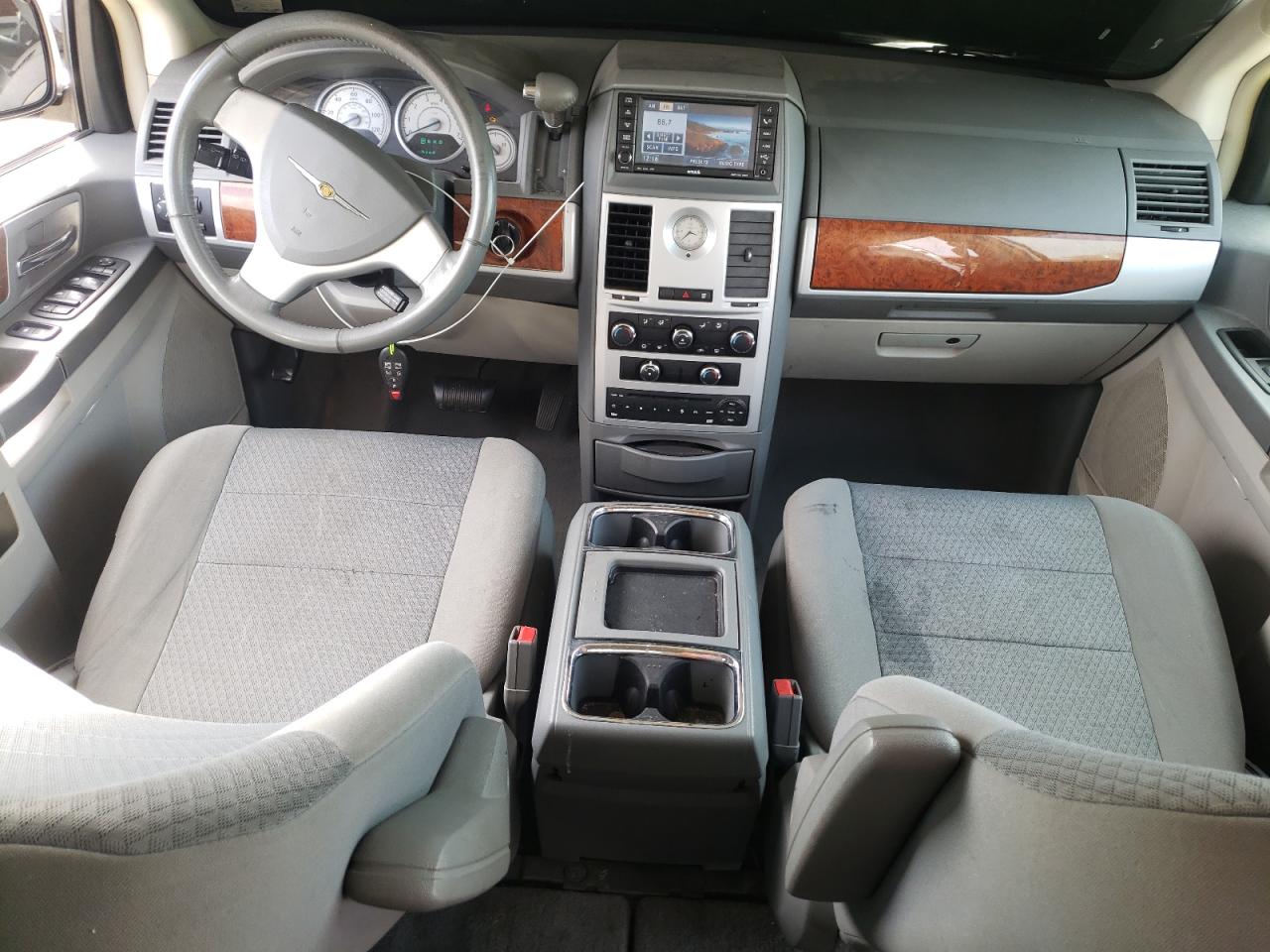 2009 Chrysler Town & Country Touring VIN: 2A8HR54189R550325 Lot: 91804495