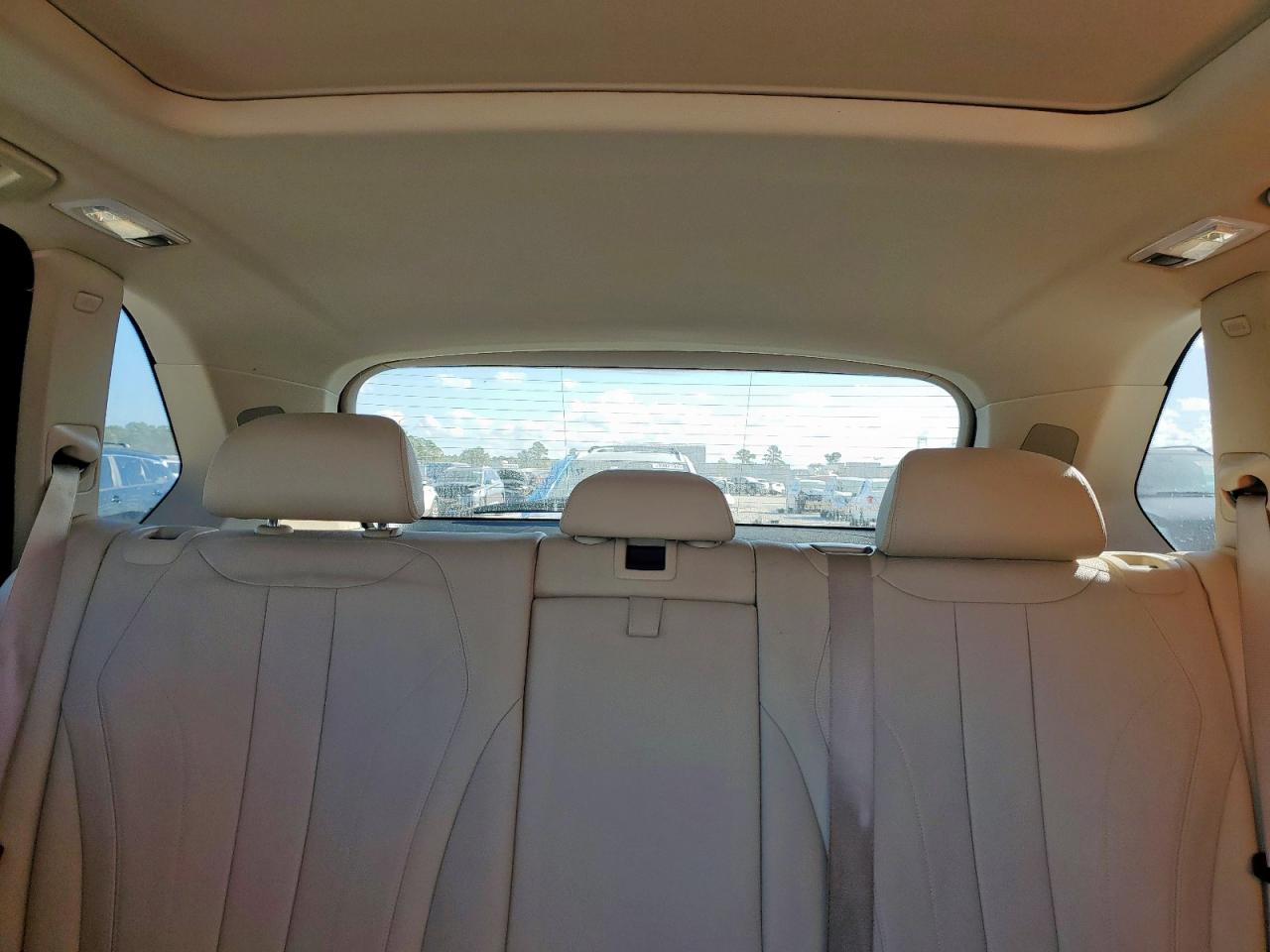 2016 BMW X5 xDrive50I VIN: 5UXKR6C53G0J81385 Lot: 92856365