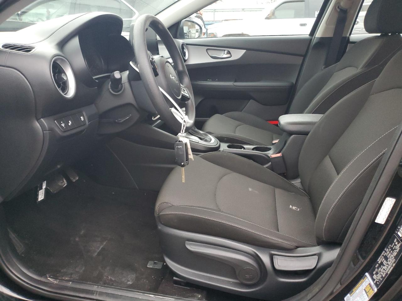 2024 Kia Forte Lx VIN: 3KPF24AD9RE697055 Lot: 92880195