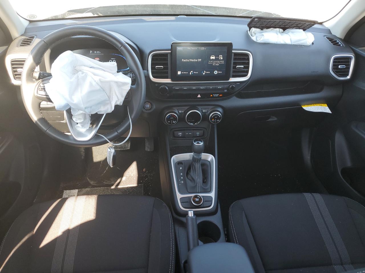 2025 Hyundai Venue Sel VIN: KMHRC8A30SU400752 Lot: 91216095