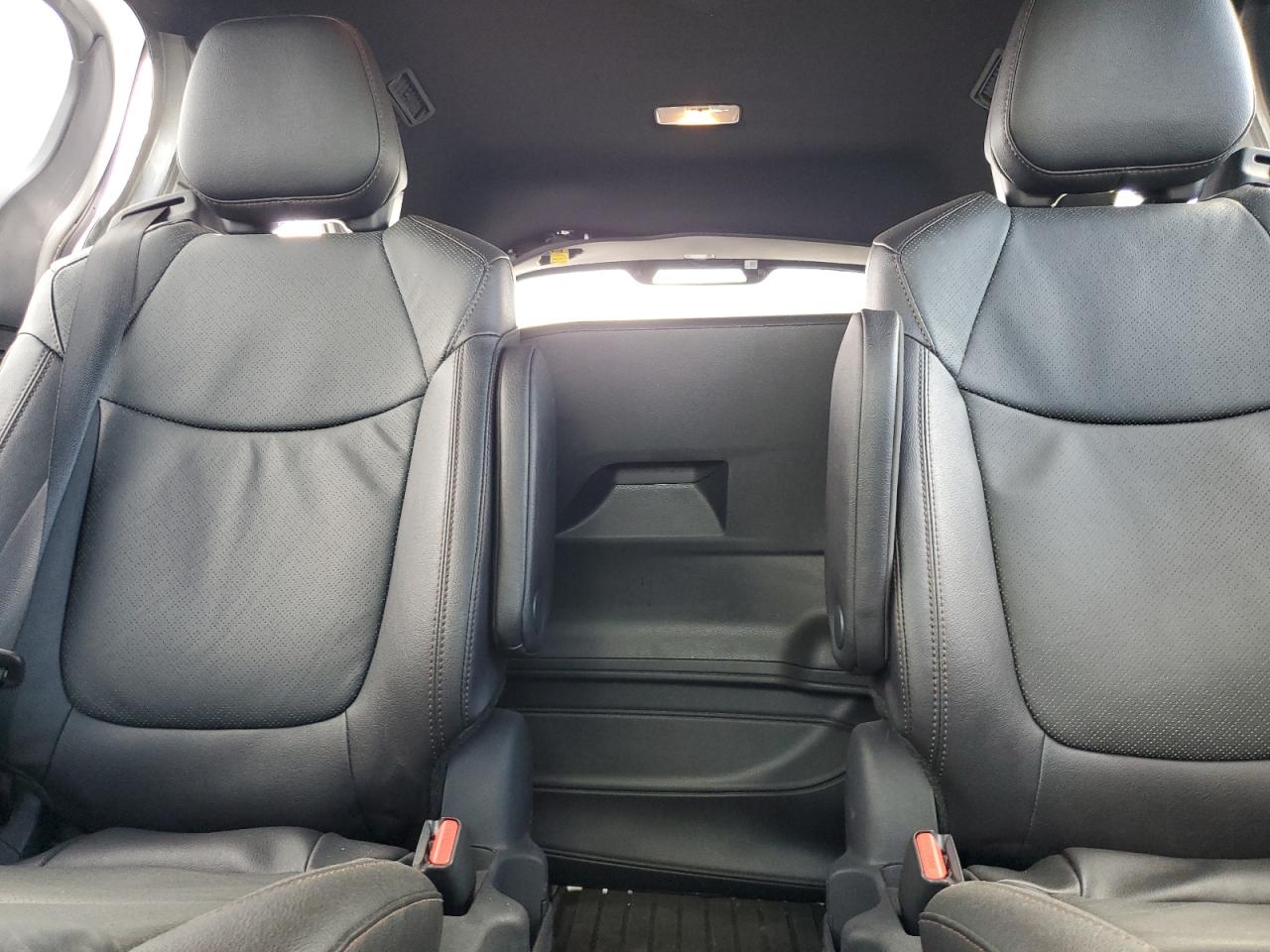 2025 Toyota Sienna Limited VIN: 5TDZRKEC4SS230989 Lot: 90905575