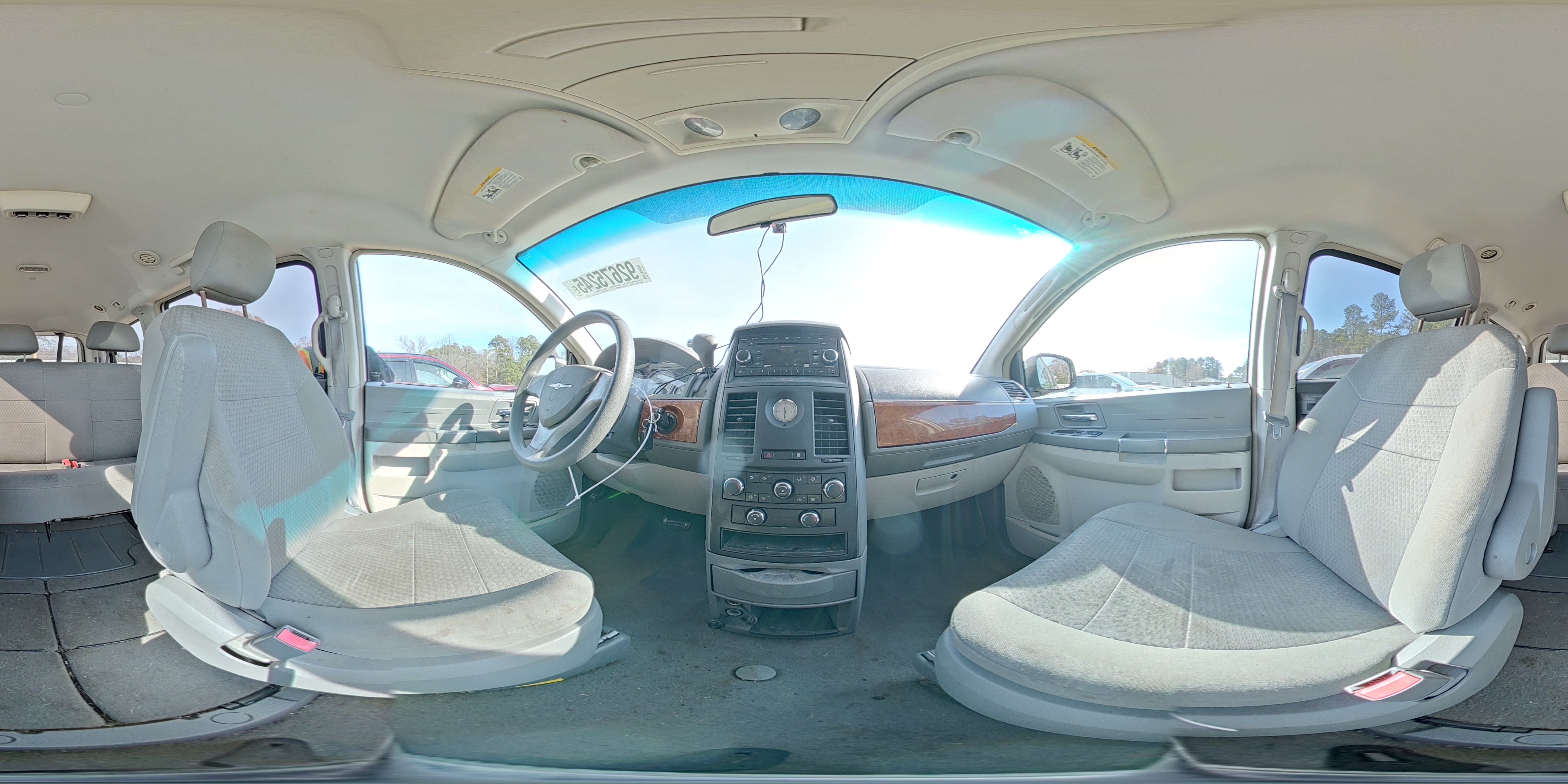 2008 Chrysler Town & Country Lx VIN: 2A8HR44H28R727571 Lot: 92675245