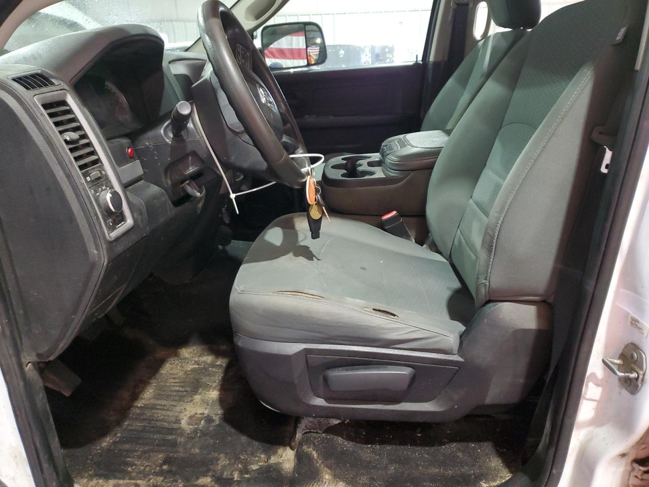 2015 Ram 1500 St VIN: 1C6RR7FG8FS703909 Lot: 91648365