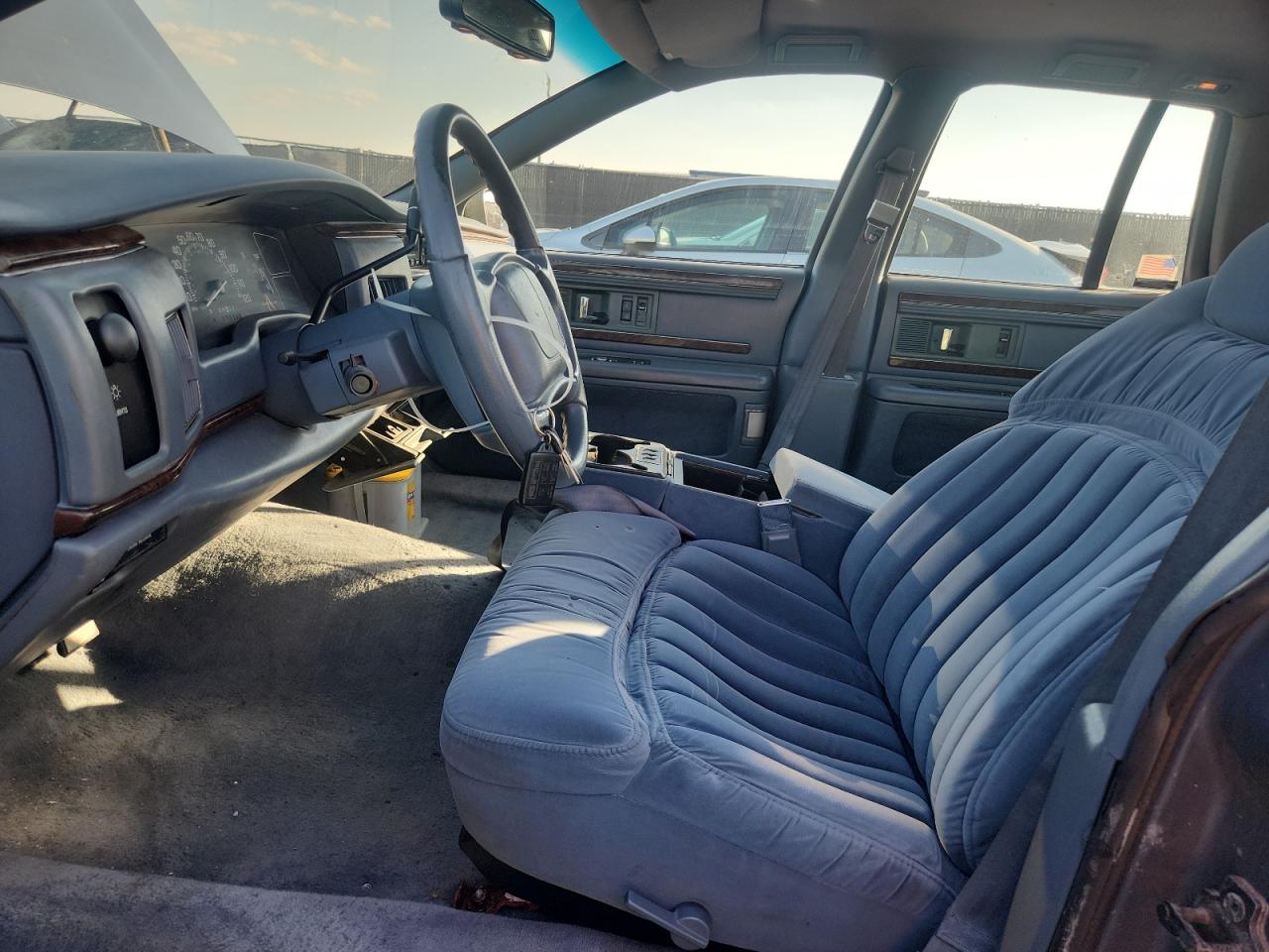 1995 Buick Roadmaster VIN: 1G4BN52P6SR400754 Lot: 92871085