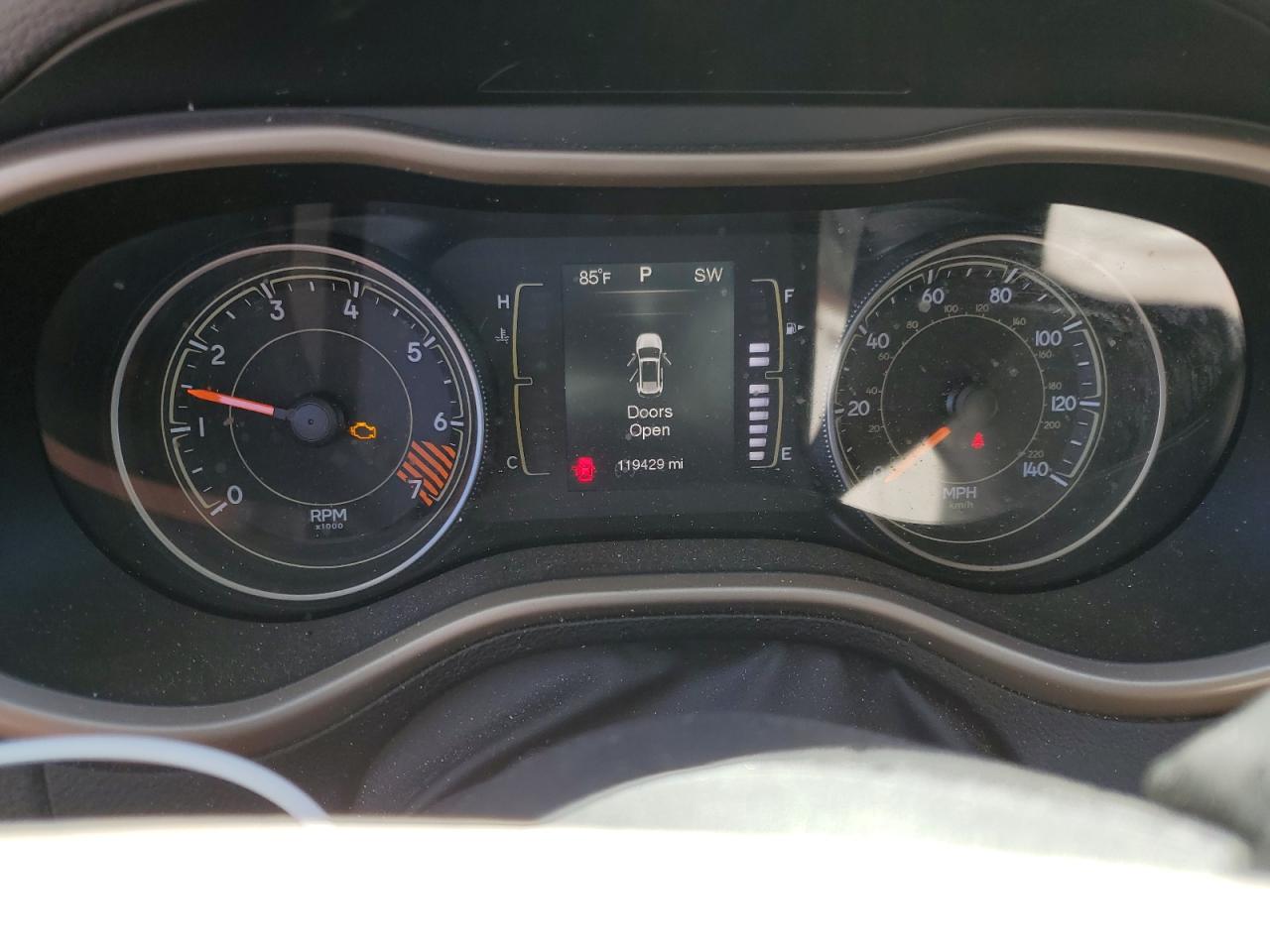 2015 Jeep Cherokee Sport VIN: 1C4PJLAB7FW707017 Lot: 92462705