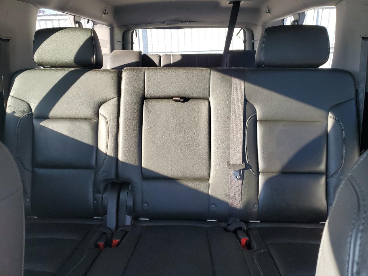 2019 Chevrolet Suburban K1500 Lt VIN: 1GNSKHKC2KR392509 Lot: 91460035