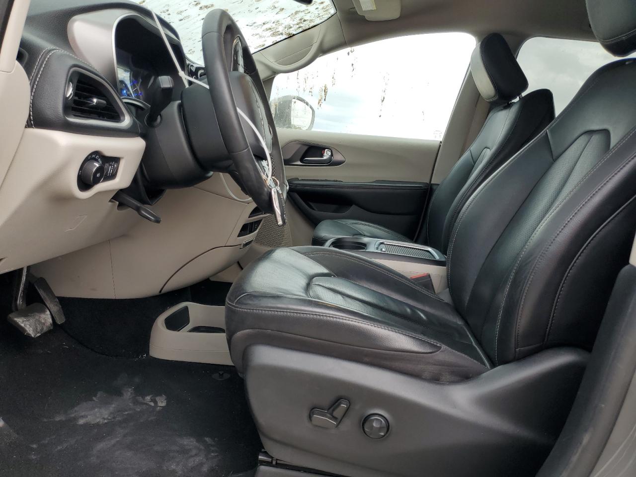 2022 Chrysler Pacifica Hybrid Touring L VIN: 2C4RC1L7XNR189489 Lot: 91669895