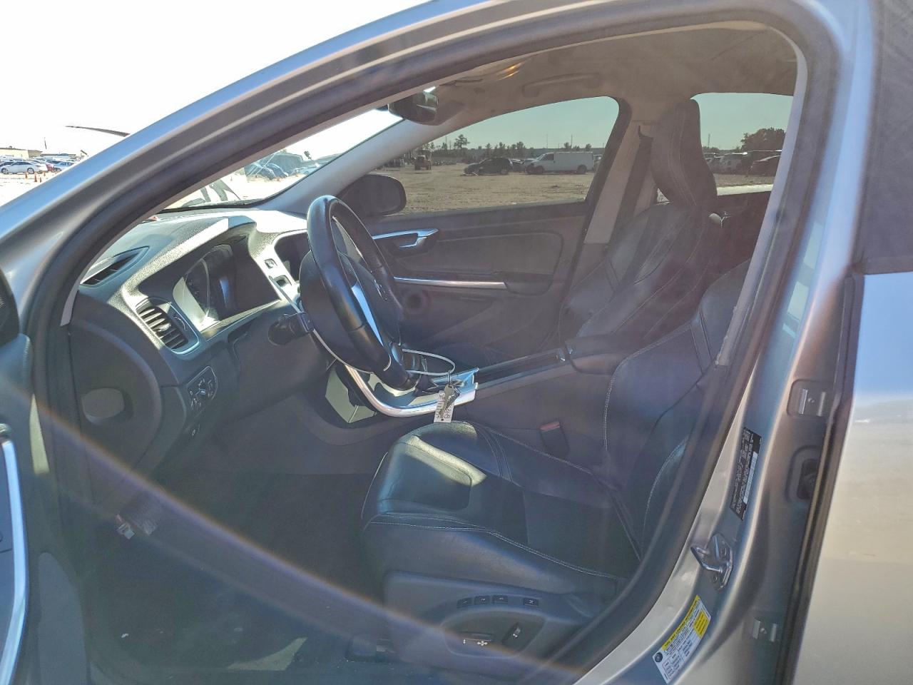 2017 Volvo S60 VIN: YV126MFL1H2437967 Lot: 94345795