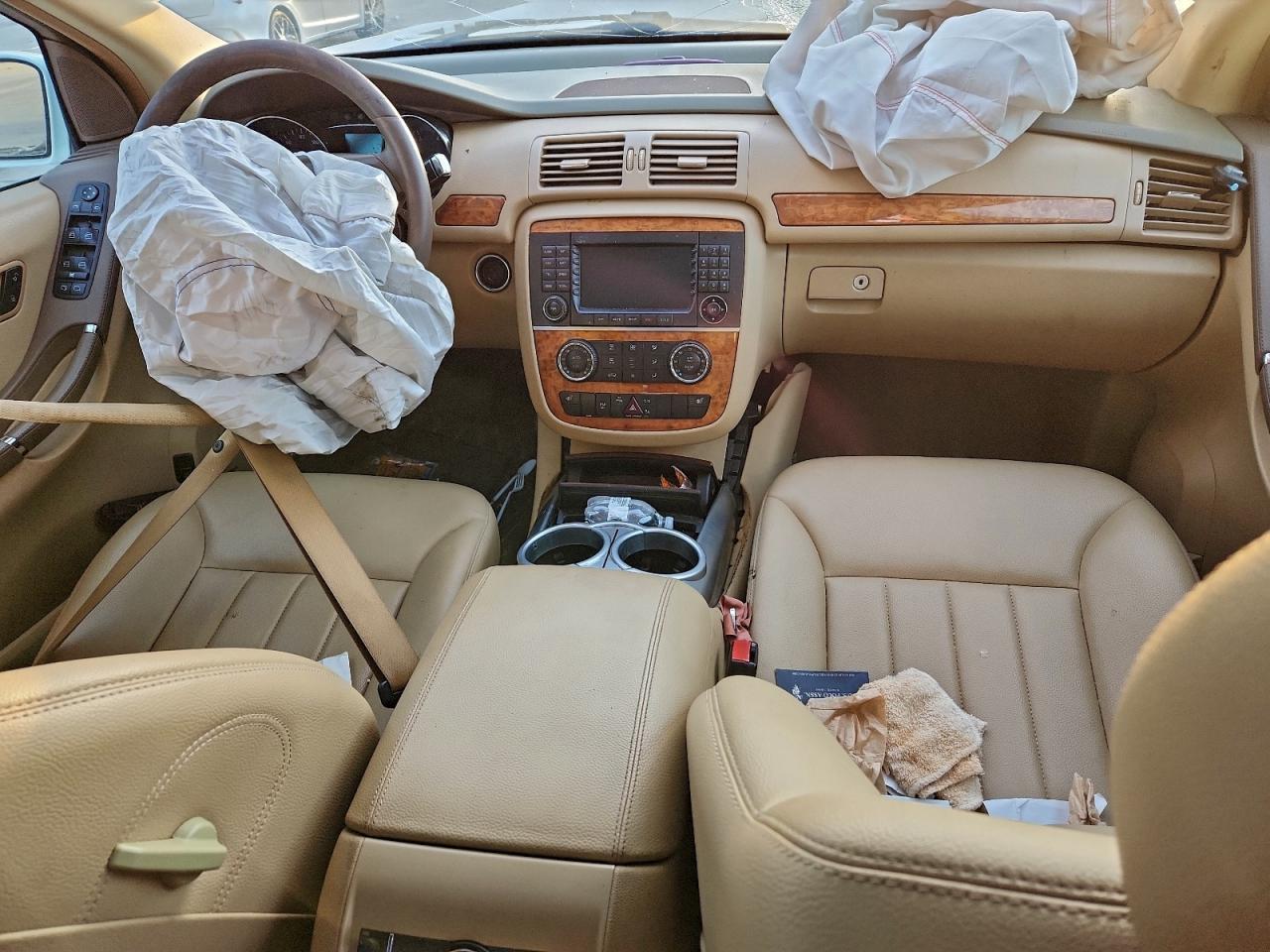 2008 Mercedes-Benz R 350 VIN: 4JGCB65E98A082181 Lot: 94940275