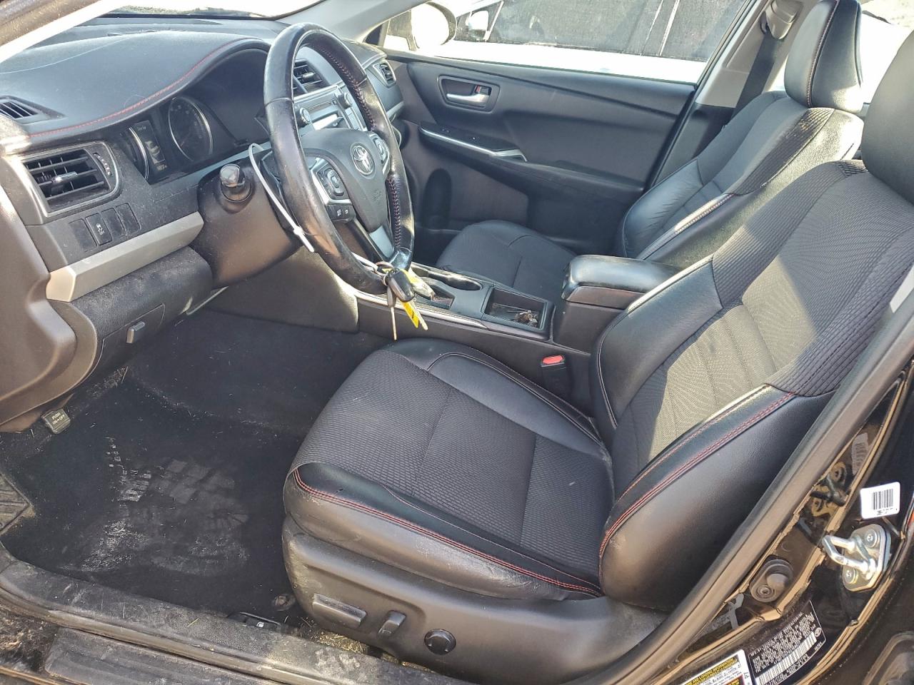 2016 Toyota Camry Le VIN: 4T1BF1FK7GU169677 Lot: 94083425