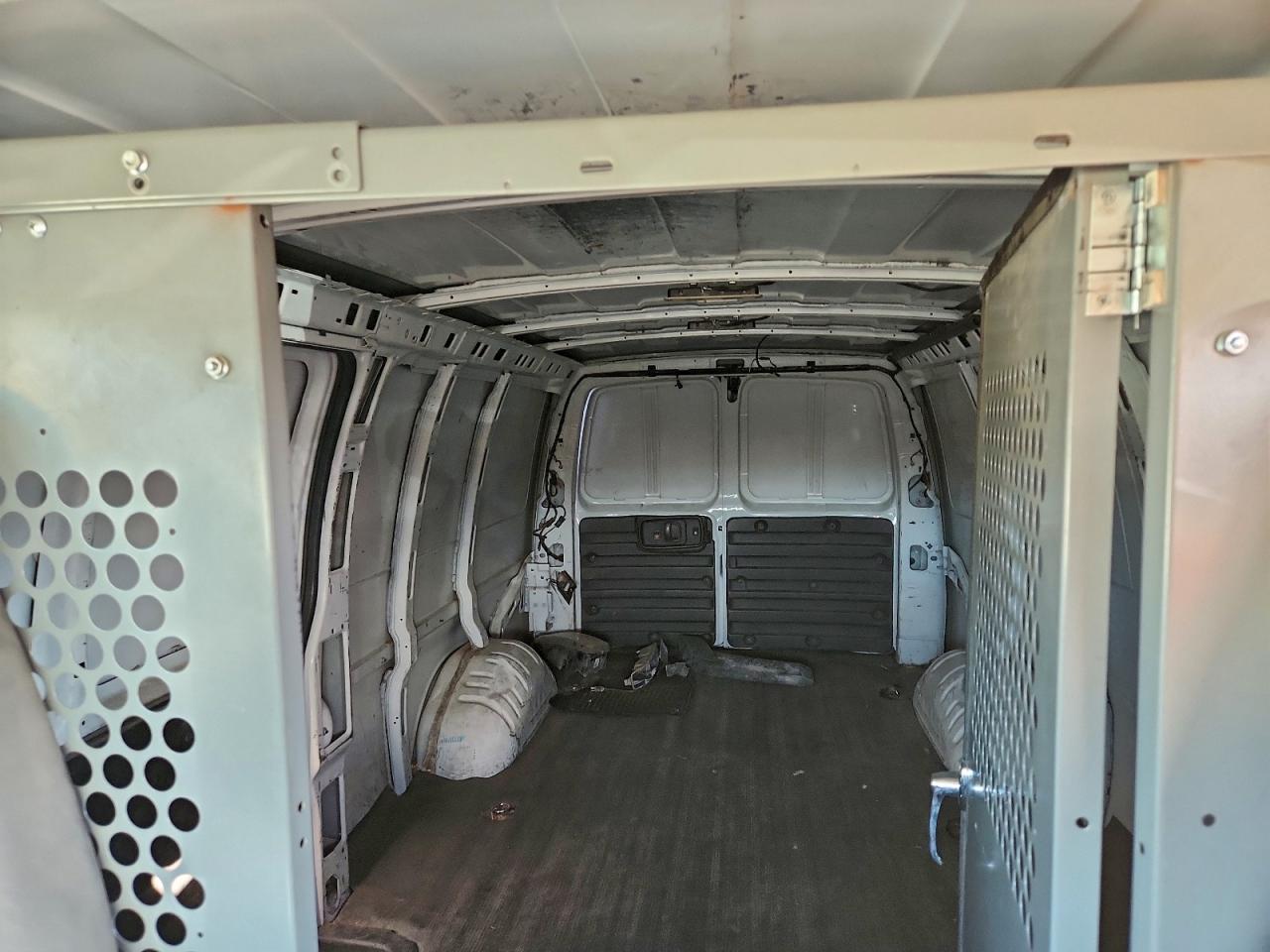 2018 GMC Savana G3500 VIN: 1GTZ7HFGXJ1188964 Lot: 94562595