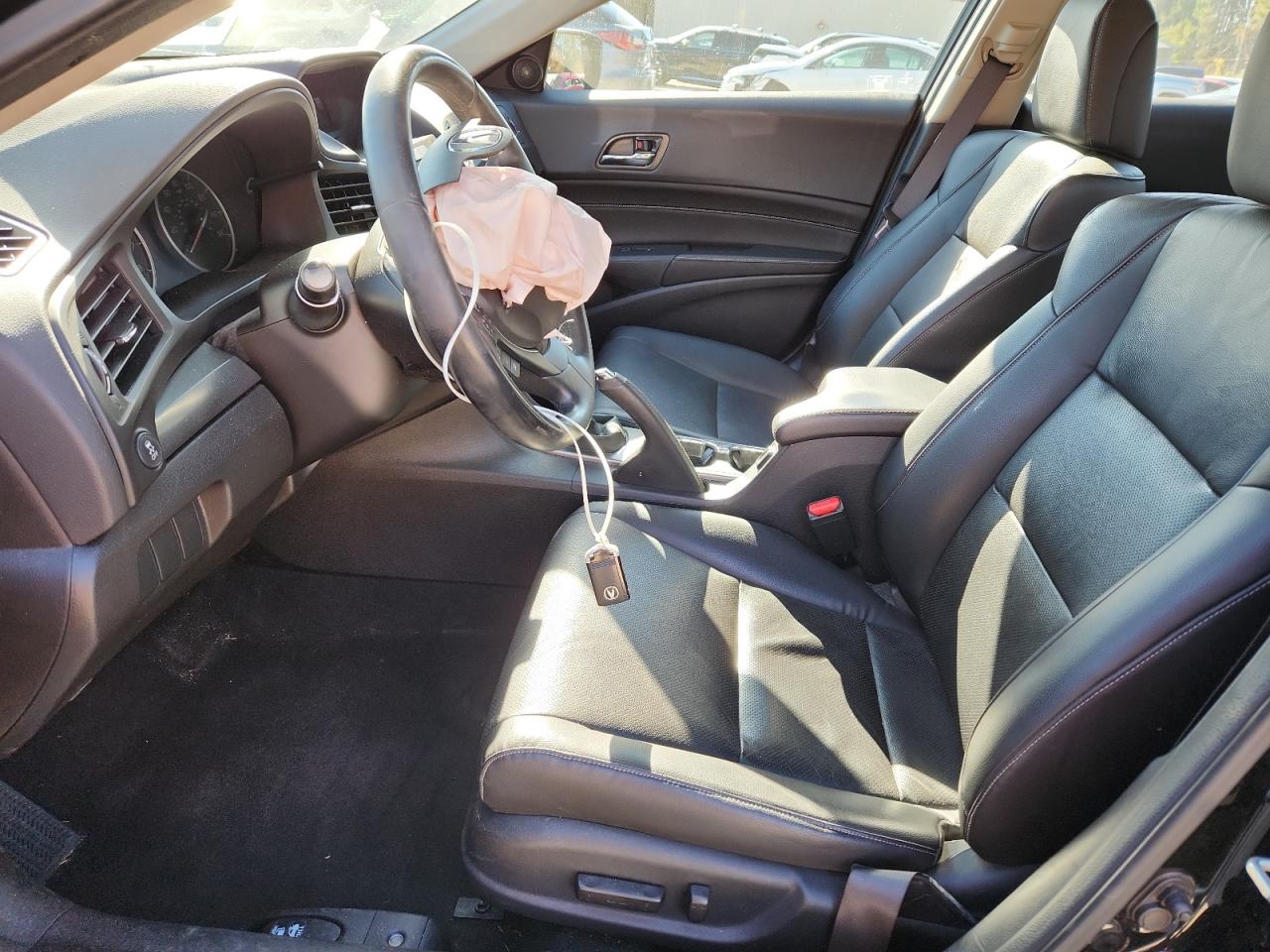 2013 Acura Ilx 24 Premium VIN: 19VDE2E50DE000590 Lot: 92782045