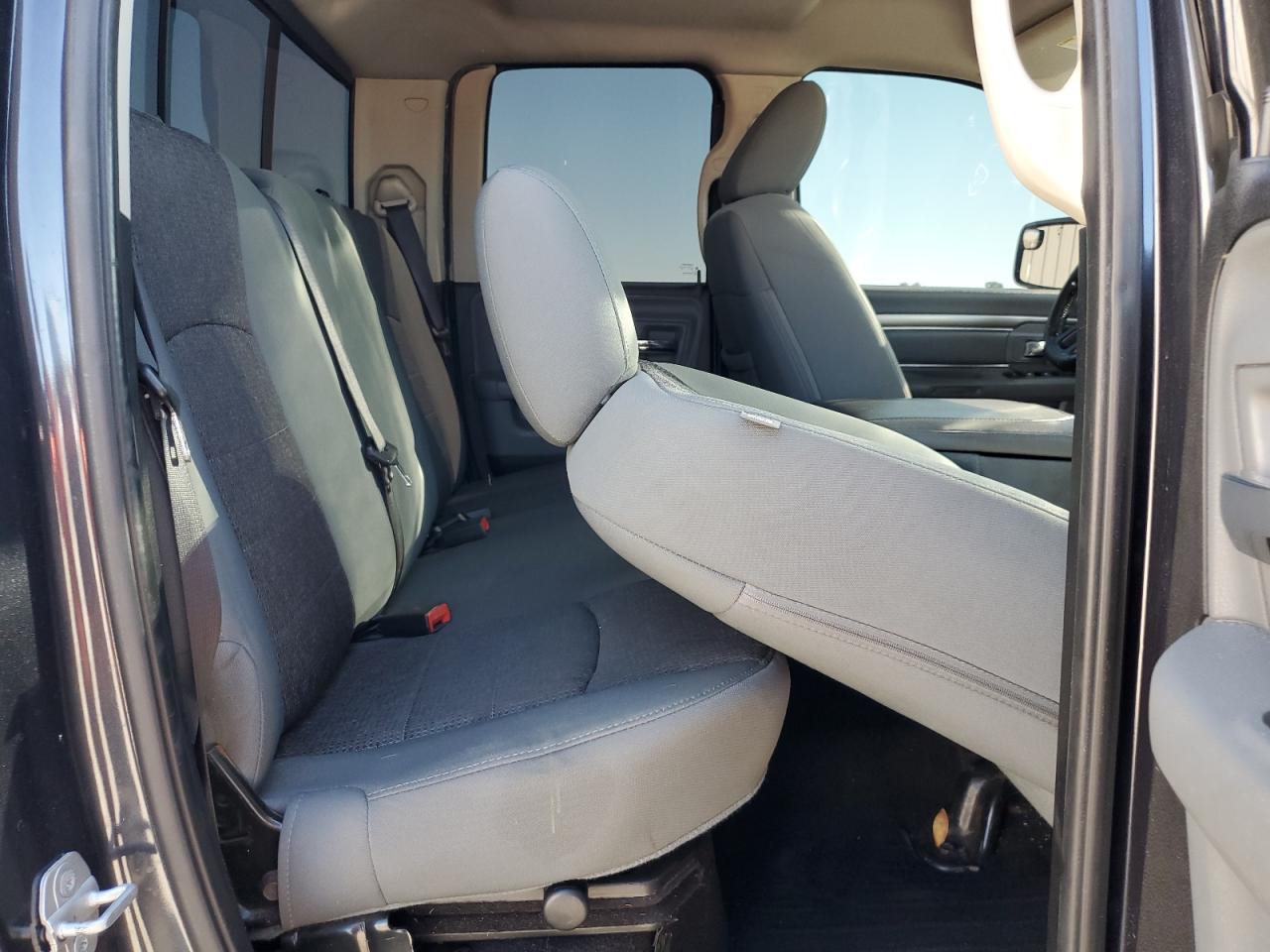 2015 Ram 1500 Slt VIN: 1C6RR6GT4FS577621 Lot: 91188475