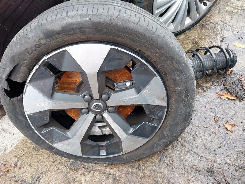 2024 VOLVO XC40 2.0 B4P PLUS DARK 5DR AUTO