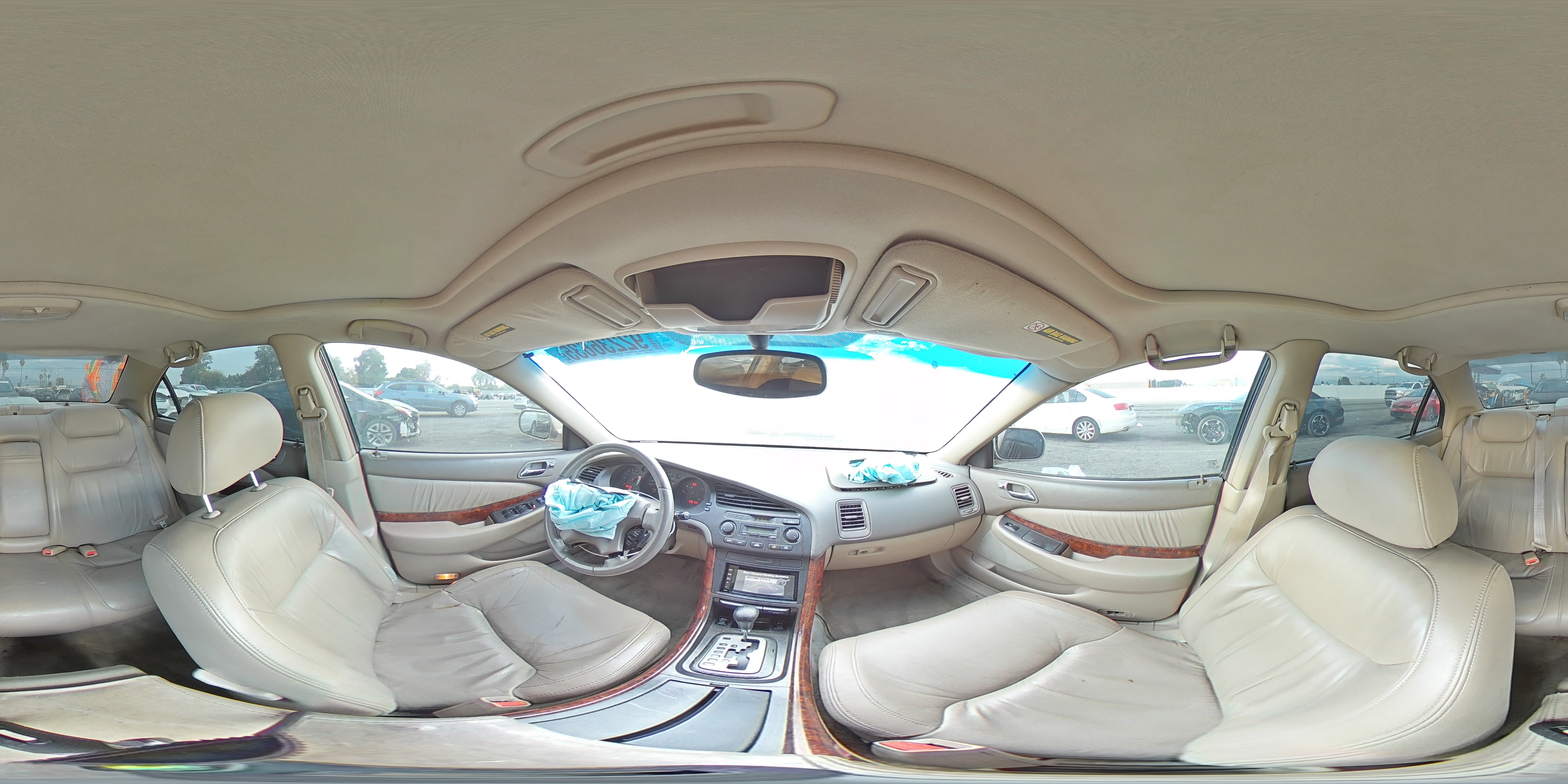 2000 Acura 3.2Tl VIN: 19UUA5664YA053170 Lot: 92236635