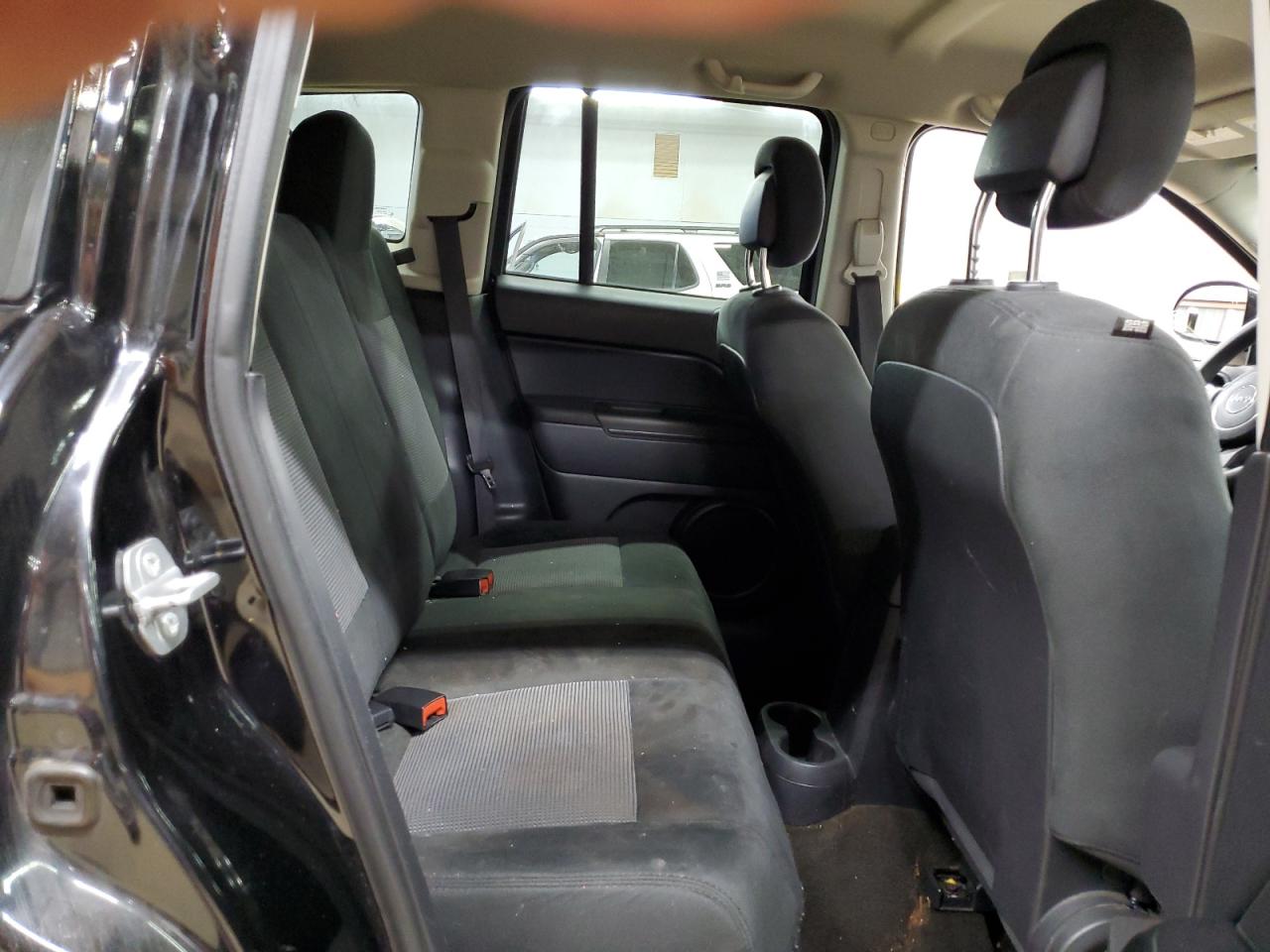 2015 Jeep Compass Sport VIN: 1C4NJDBB4FD438725 Lot: 93660755