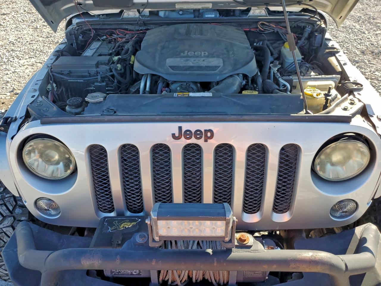 2012 Jeep Wrangler Unlimited Sahara VIN: 1C4BJWEG7CL260249 Lot: 93879545