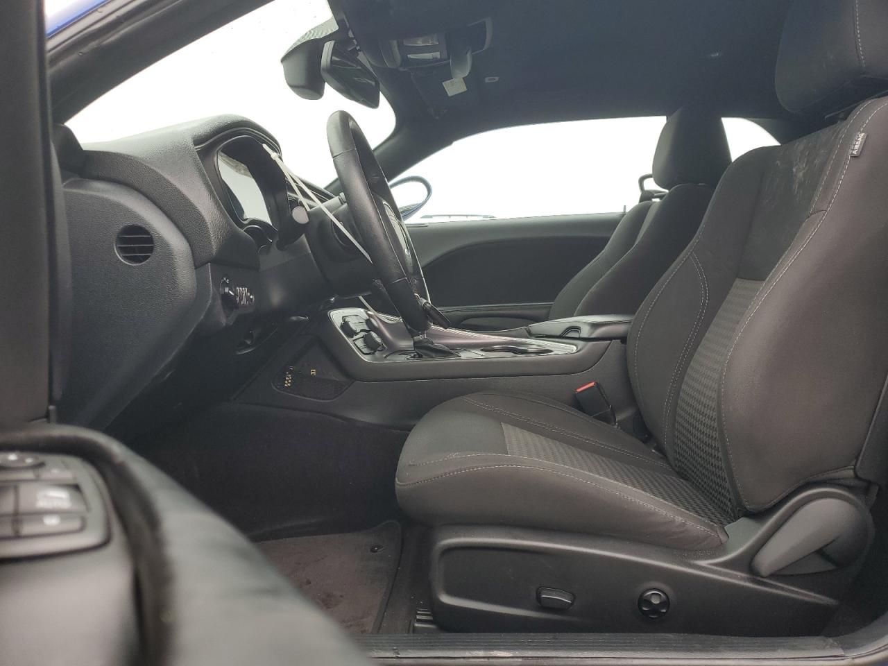 2018 Dodge Challenger Sxt VIN: 2C3CDZAG5JH161883 Lot: 93725495