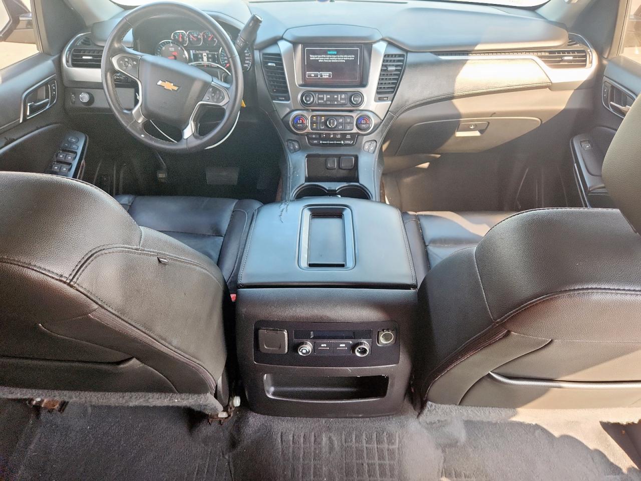 2019 Chevrolet Suburban C1500 Lt VIN: 1GNSCHKC3KR178657 Lot: 93201625