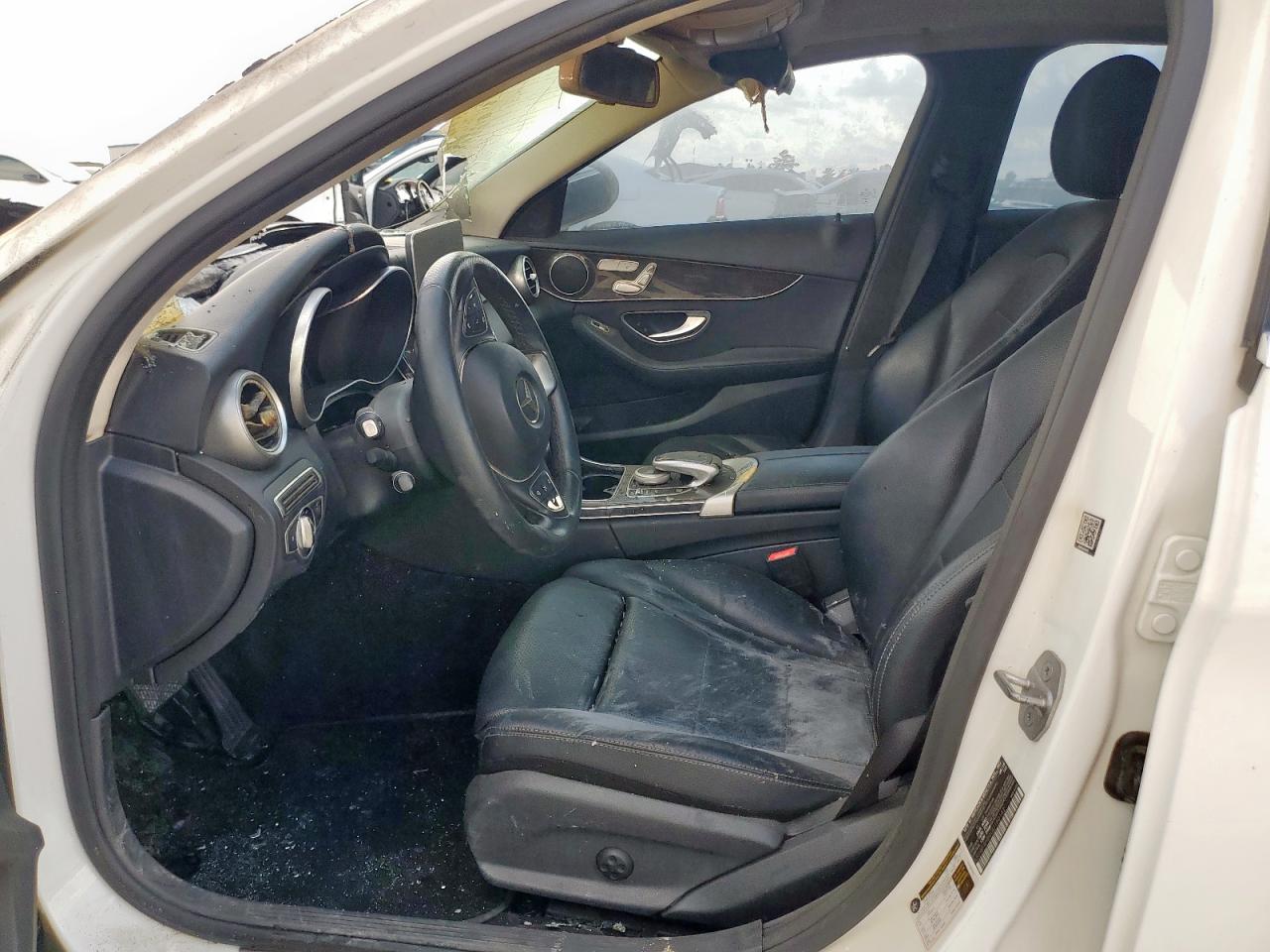 2016 Mercedes-Benz C 350E VIN: 55SWF4HB6GU160142 Lot: 93275385