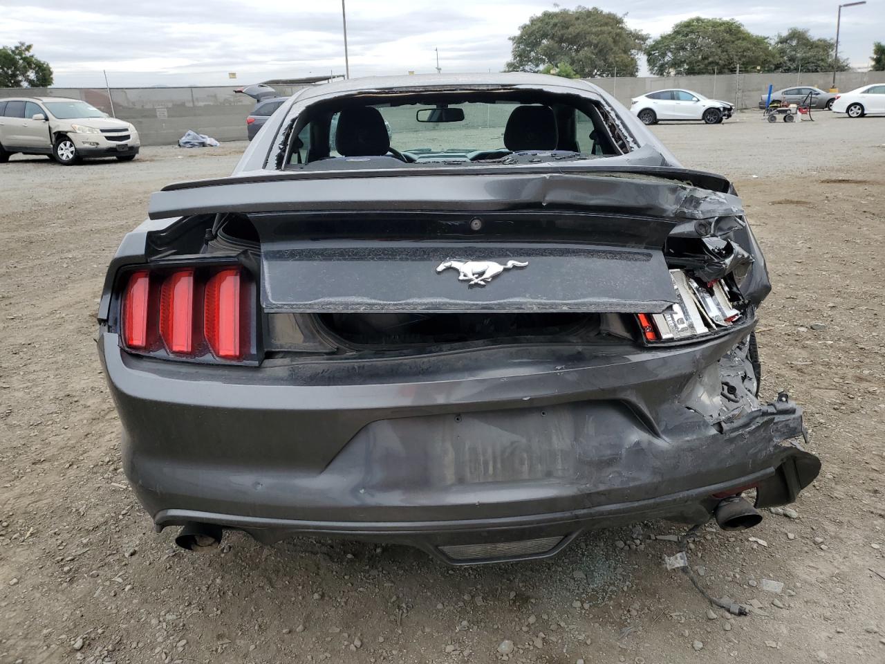 2016 Ford Mustang VIN: 1FA6P8TH4G5257185 Lot: 92724875