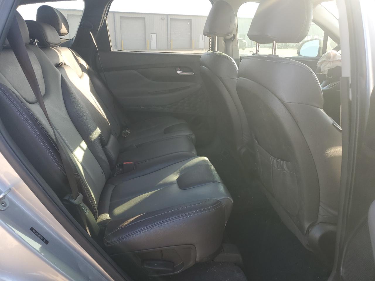 2020 Hyundai Santa Fe Sel VIN: 5NMS33AD9LH233155 Lot: 92585565