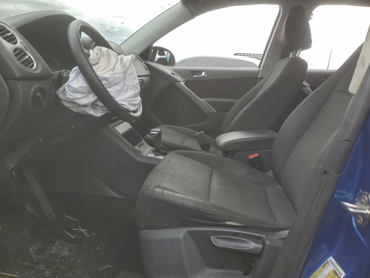 2009 Volkswagen Tiguan S VIN: 518764 Lot: 92332795