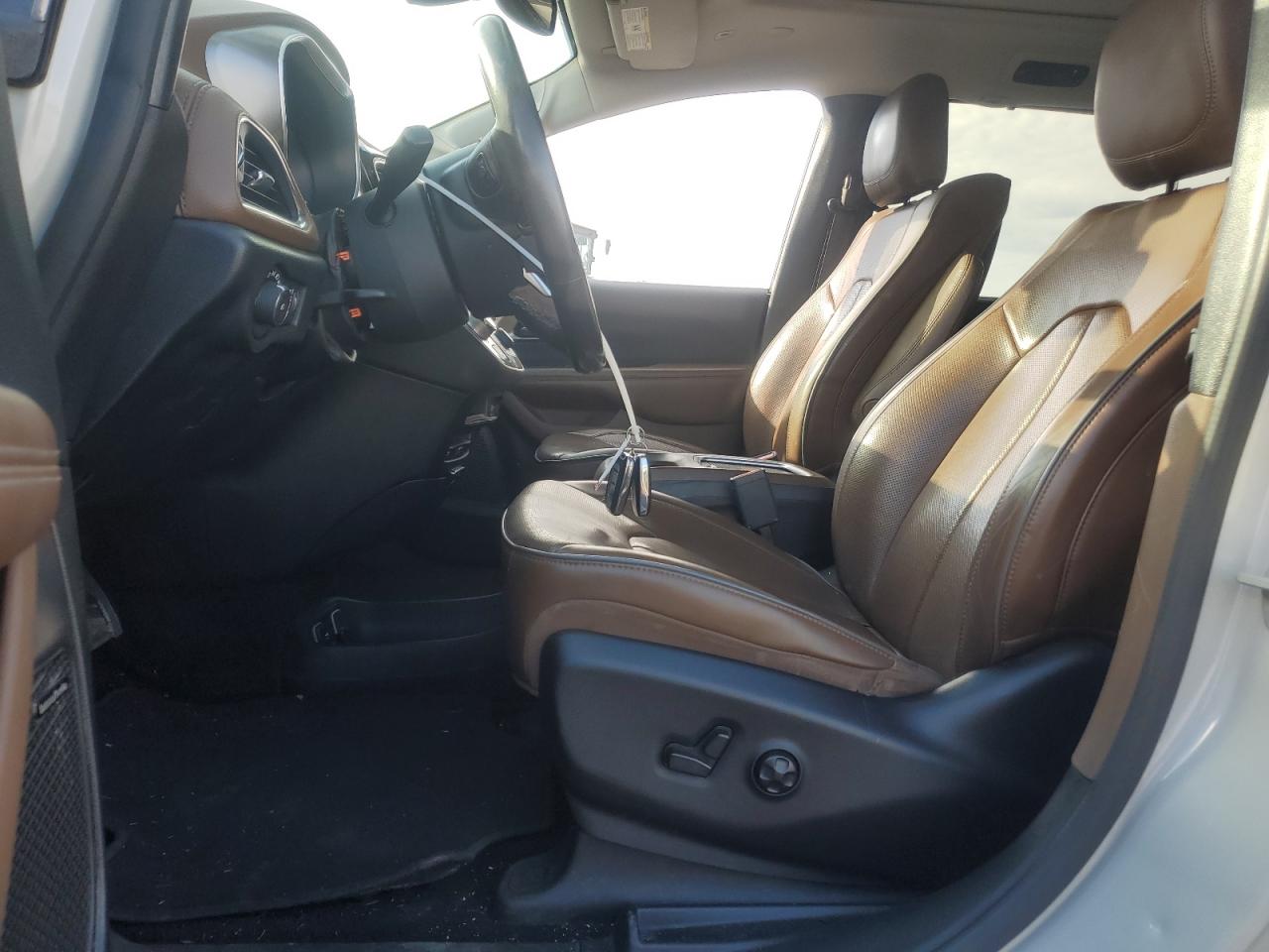 2019 Chrysler Pacifica Limited VIN: 2C4RC1GG9KR715598 Lot: 92651415