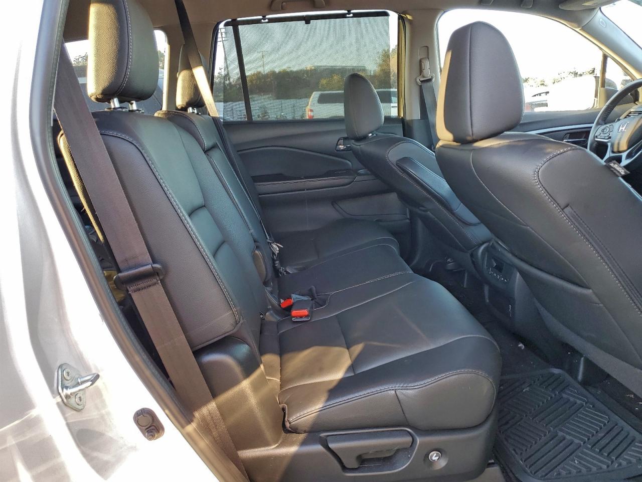 2021 Honda Pilot Se VIN: 5FNYF6H28MB074476 Lot: 93333035