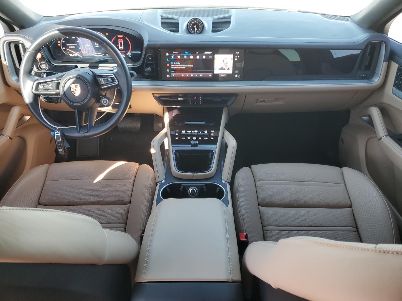 2024 Porsche Cayenne Coupe VIN: WP1BA2AY2RDA51834 Lot: 93859675