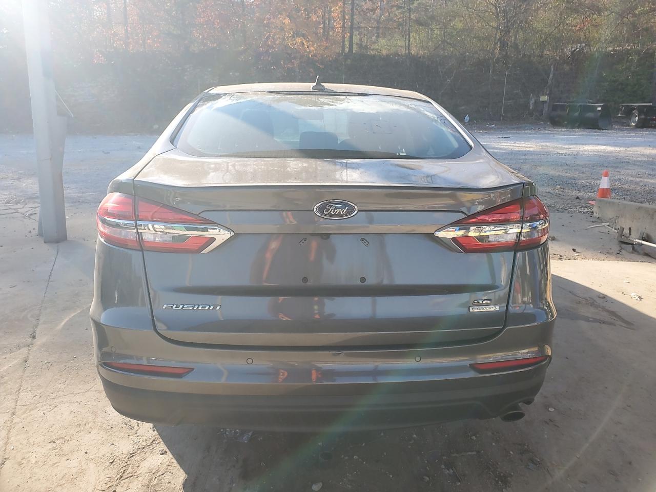 2019 Ford Fusion Se VIN: 3FA6P0HD2KR245727 Lot: 93489135