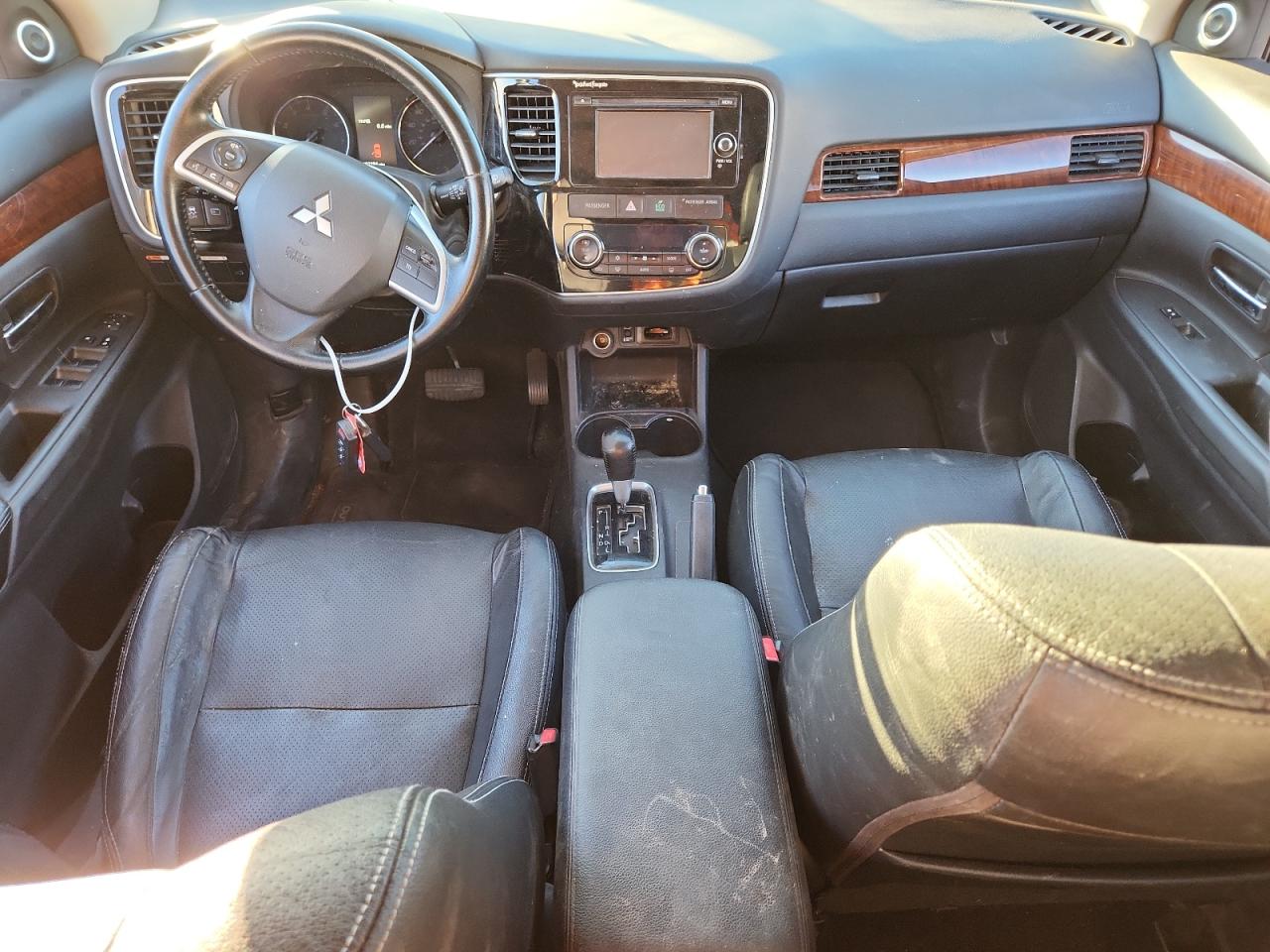 2015 Mitsubishi Outlander Se VIN: JA4AZ3A34FZ010601 Lot: 68210895