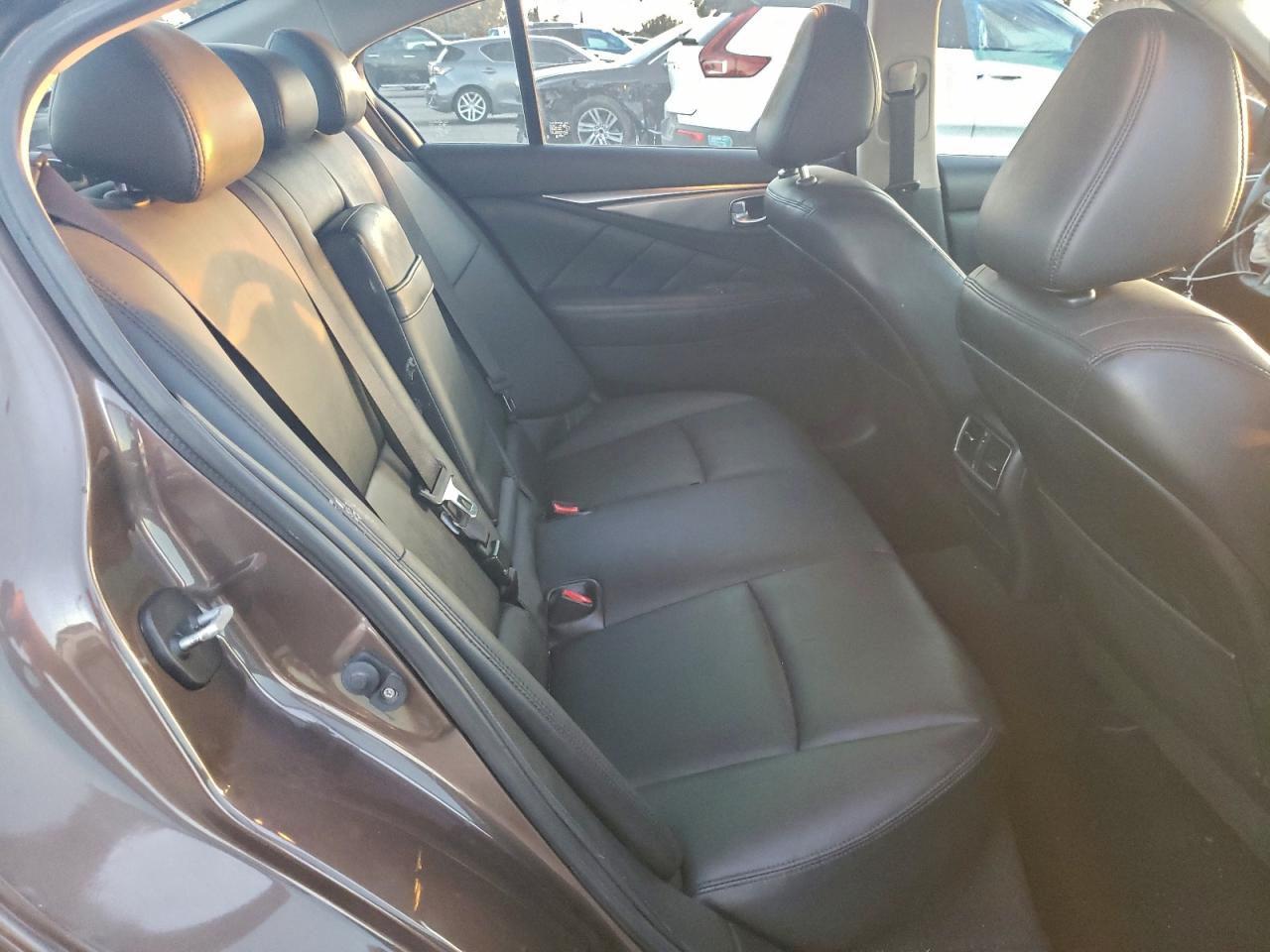 2016 Infiniti Q50 Premium VIN: JN1EV7AP8GM301875 Lot: 94573775