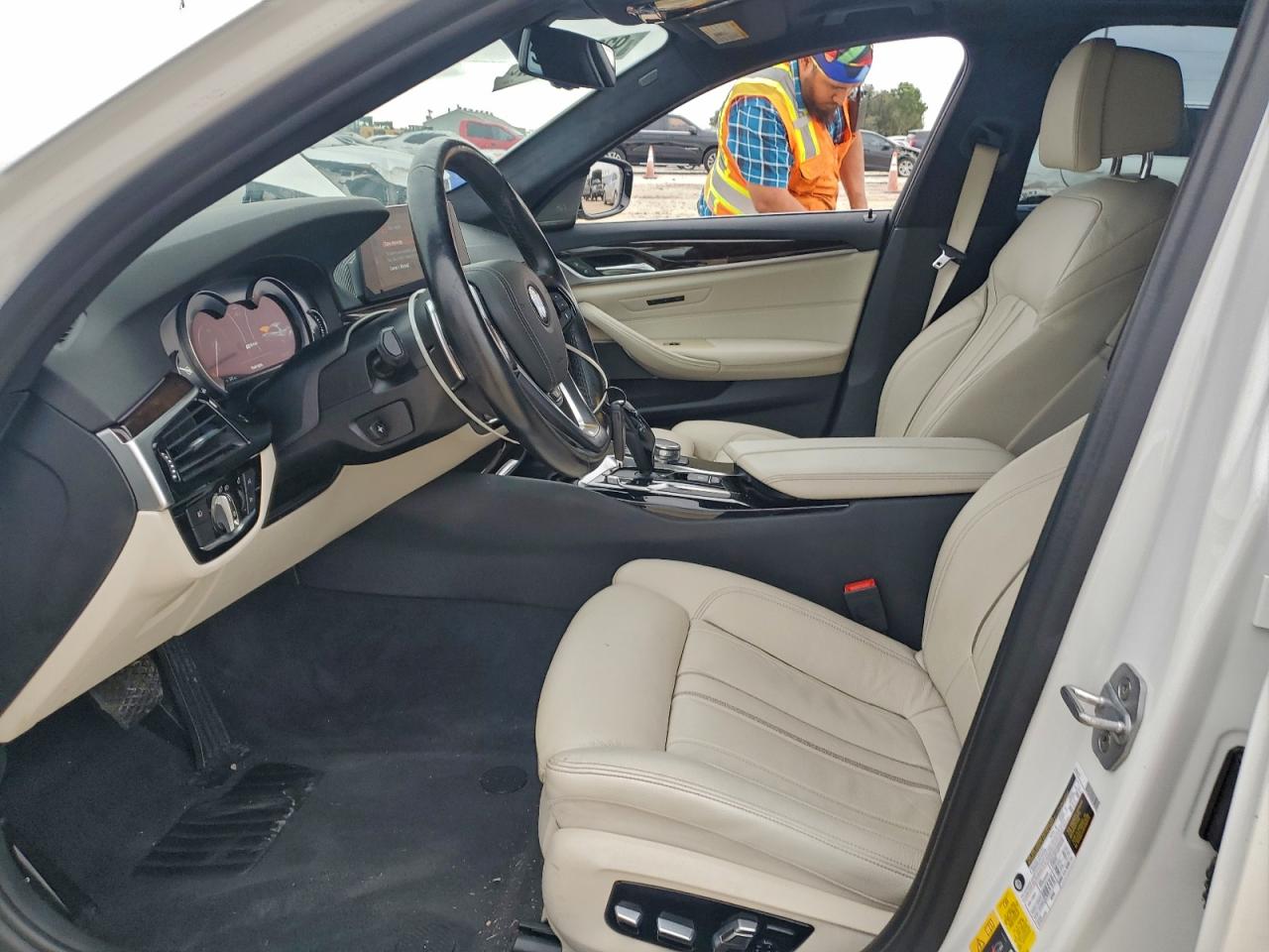 2018 BMW 530E VIN: WBAJA9C59JB033207 Lot: 93885885