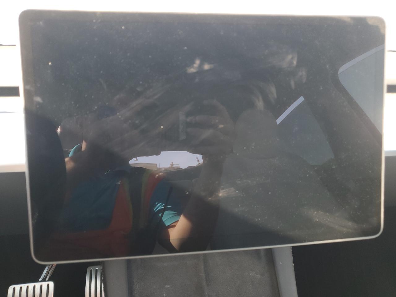 2024 Tesla Model Y VIN: 7SAYGDEF3RA302092 Lot: 91639535