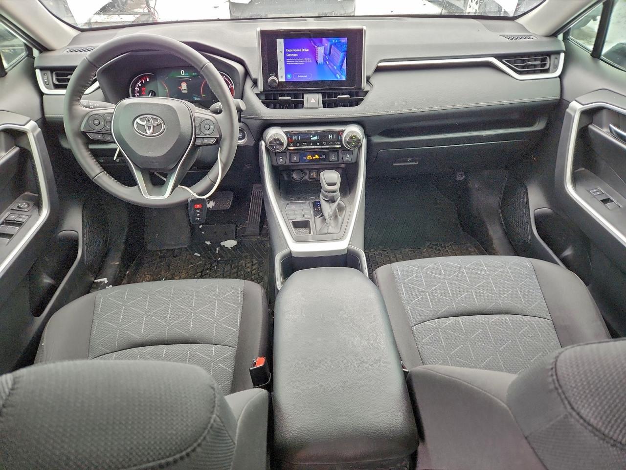 2024 Toyota Rav4 Xle VIN: 2T3R1RFV7RC451075 Lot: 94570515