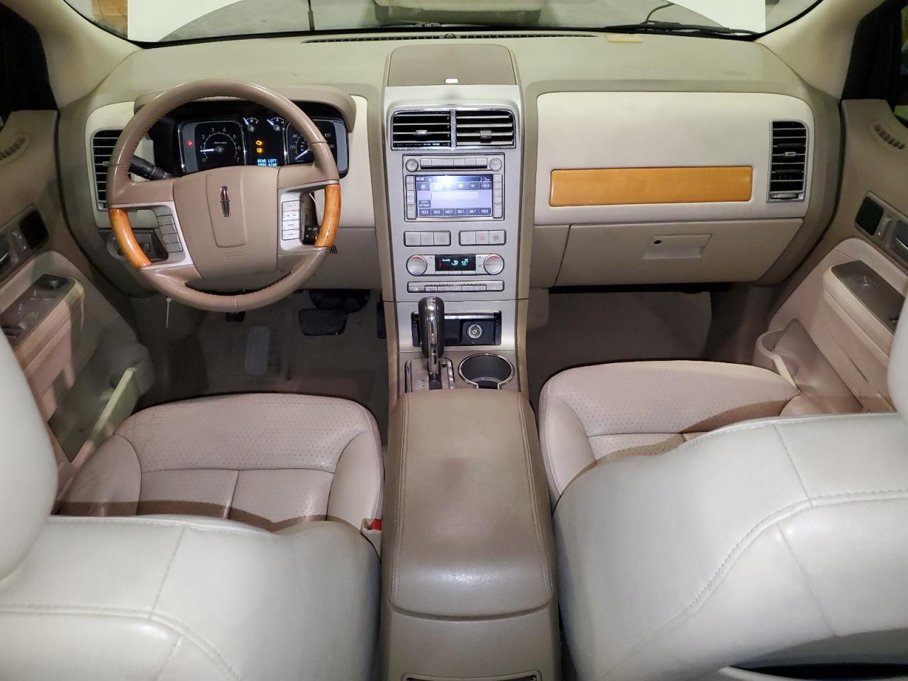 2007 Lincoln Mkx VIN: 2LMDU88C67BJ35575 Lot: 92045405