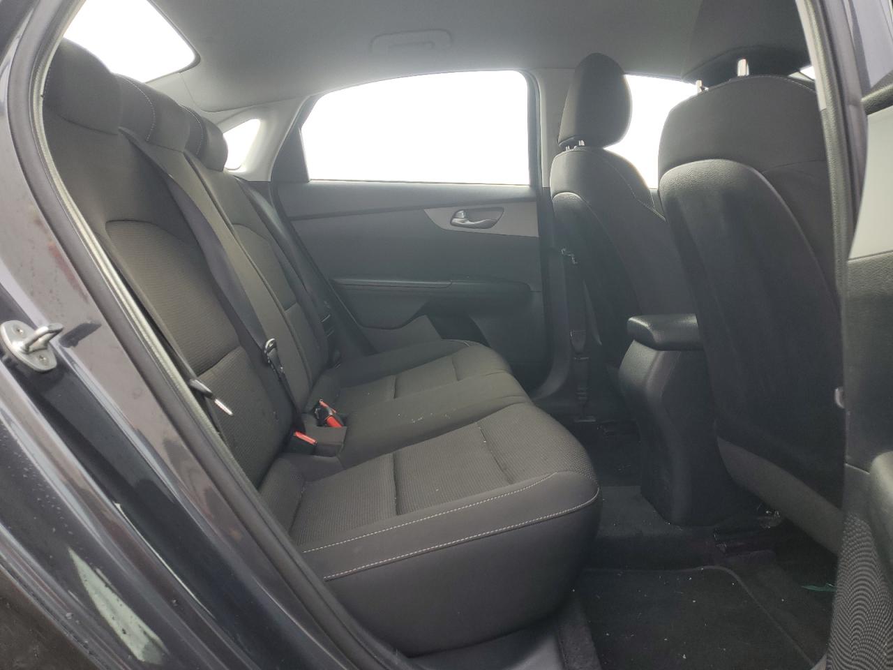 2019 Kia Forte Fe VIN: 3KPF24AD1KE118565 Lot: 92298575